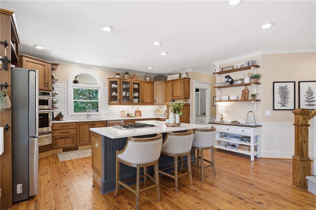 Cumming, Georgia, 30041, United States, 5 Bedrooms Bedrooms, ,5 BathroomsBathrooms,Residential,For Sale,2028587