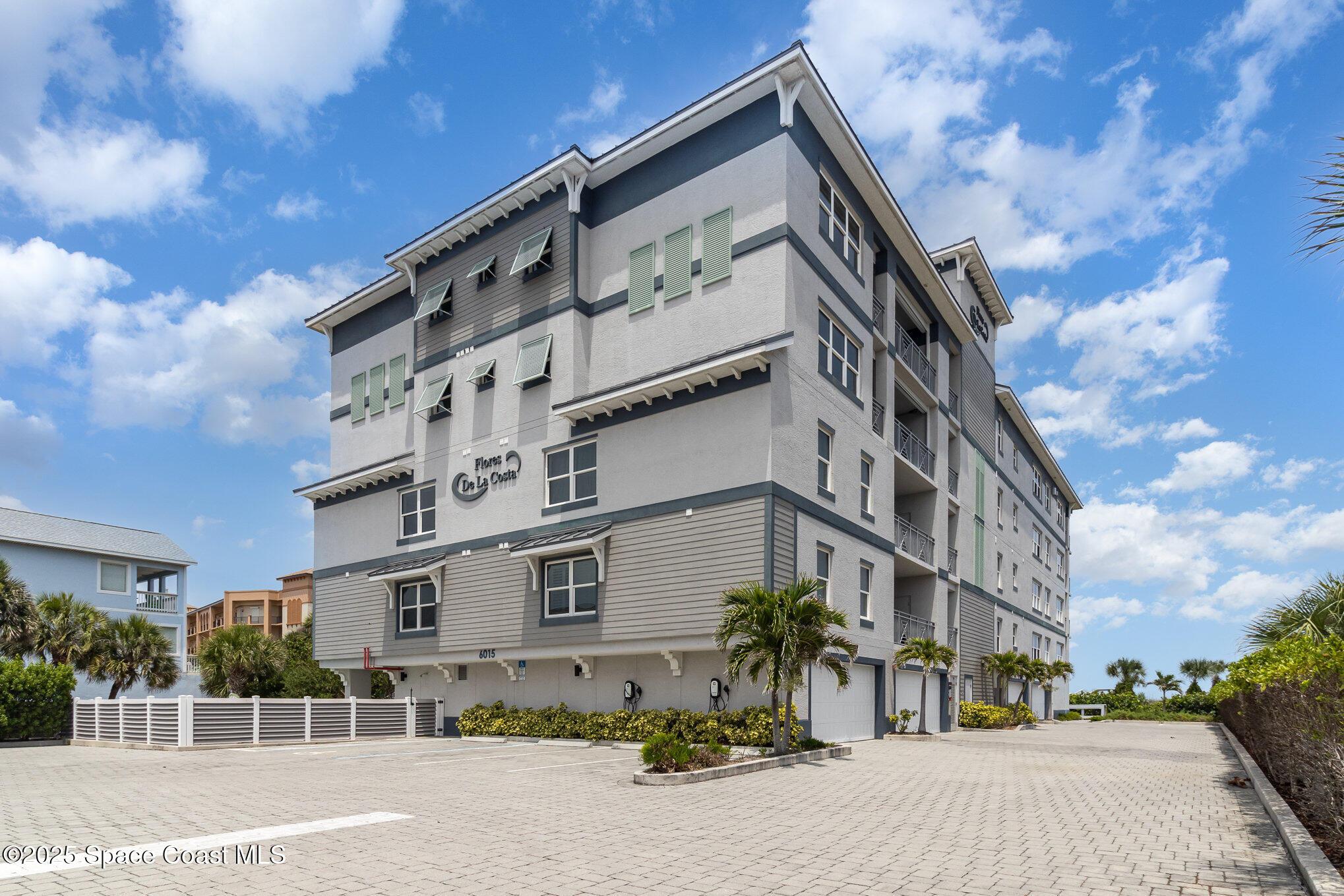 Cocoa Beach, Florida, 32931, United States, 2 Bedrooms Bedrooms, ,2 BathroomsBathrooms,Residential,For Sale,1975351