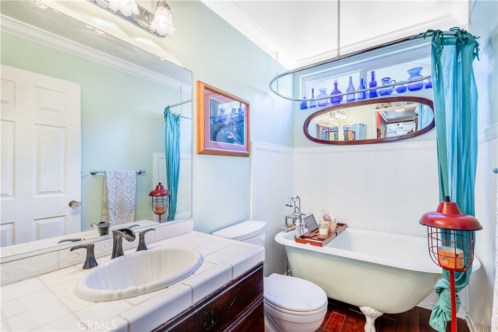 Temecula, California, 92592, United States, 3 Bedrooms Bedrooms, ,2 BathroomsBathrooms,Residential,For Sale,1889673