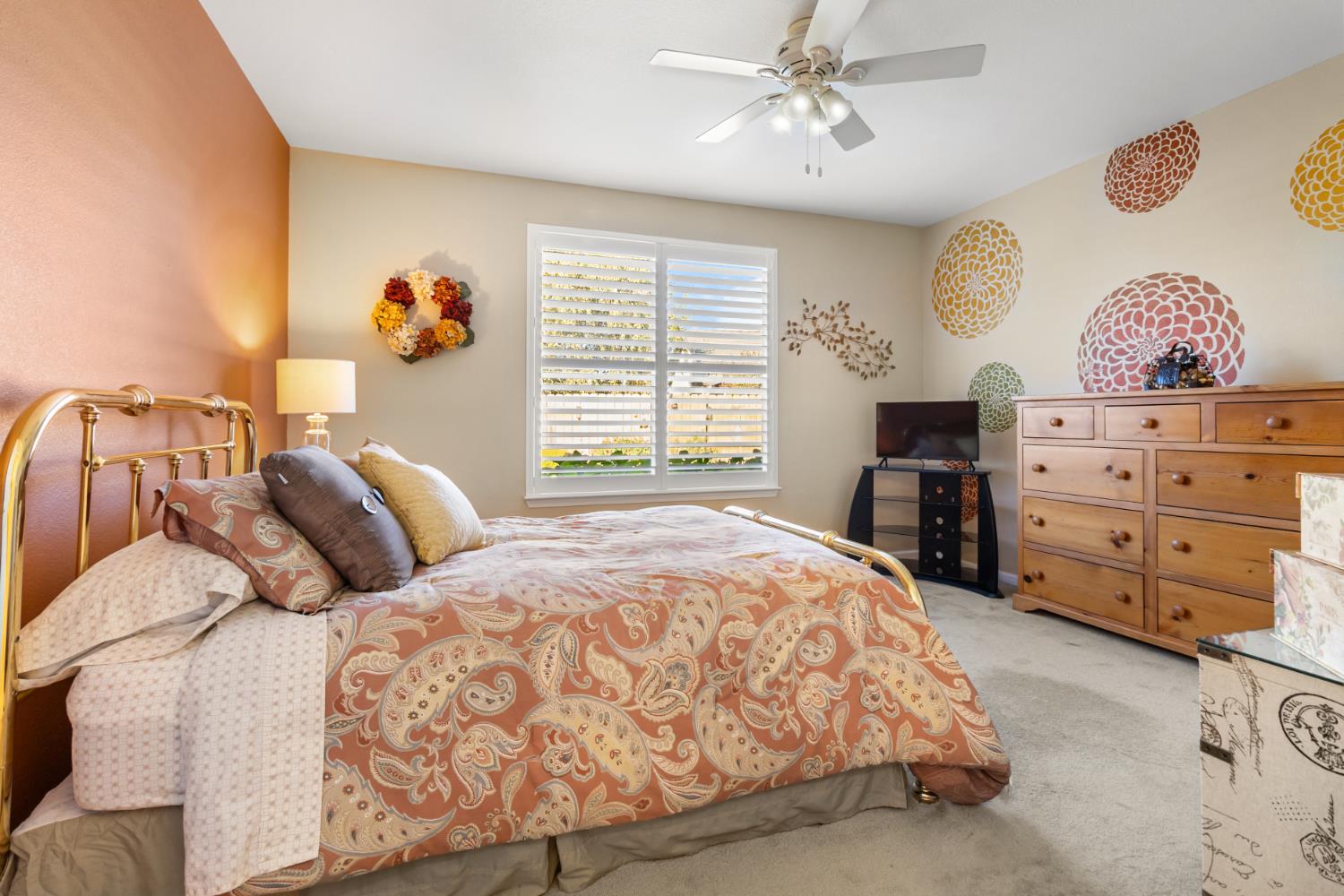 Elk Grove, California, 95757, United States, 2 Bedrooms Bedrooms, ,2 BathroomsBathrooms,Residential,For Sale,1989569