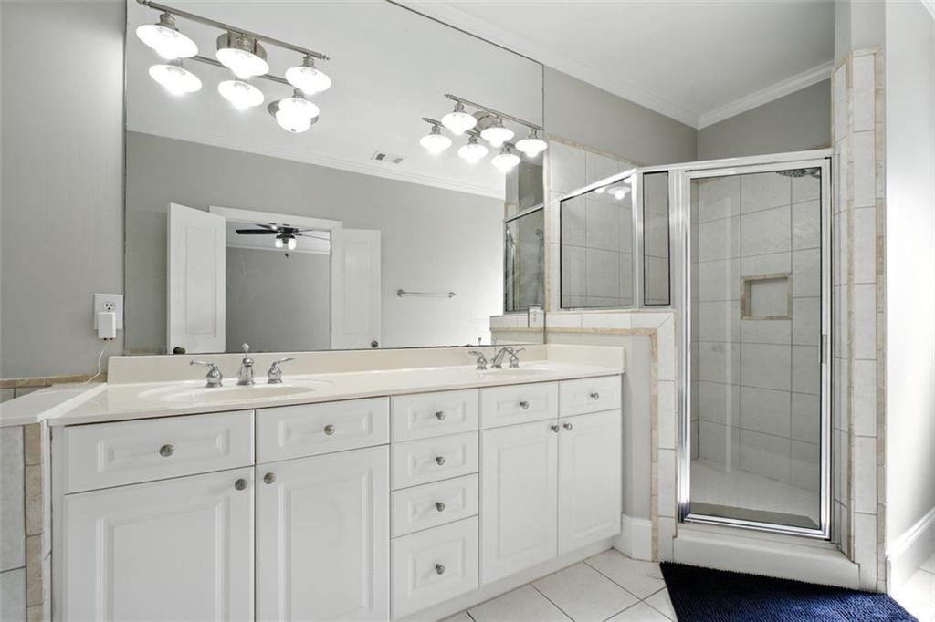 Roswell, Georgia, 30076, United States, 4 Bedrooms Bedrooms, ,4 BathroomsBathrooms,Residential,For Sale,1917111