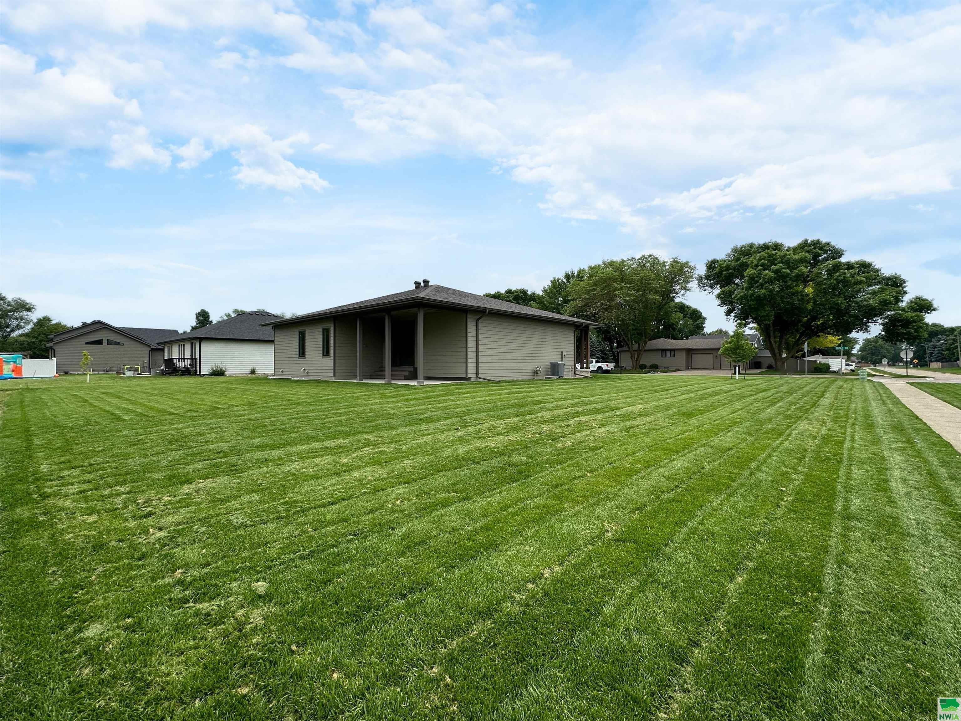 Sergeant Bluff, Iowa, 51054, United States, 3 Bedrooms Bedrooms, ,2 BathroomsBathrooms,Residential,For Sale,1921249