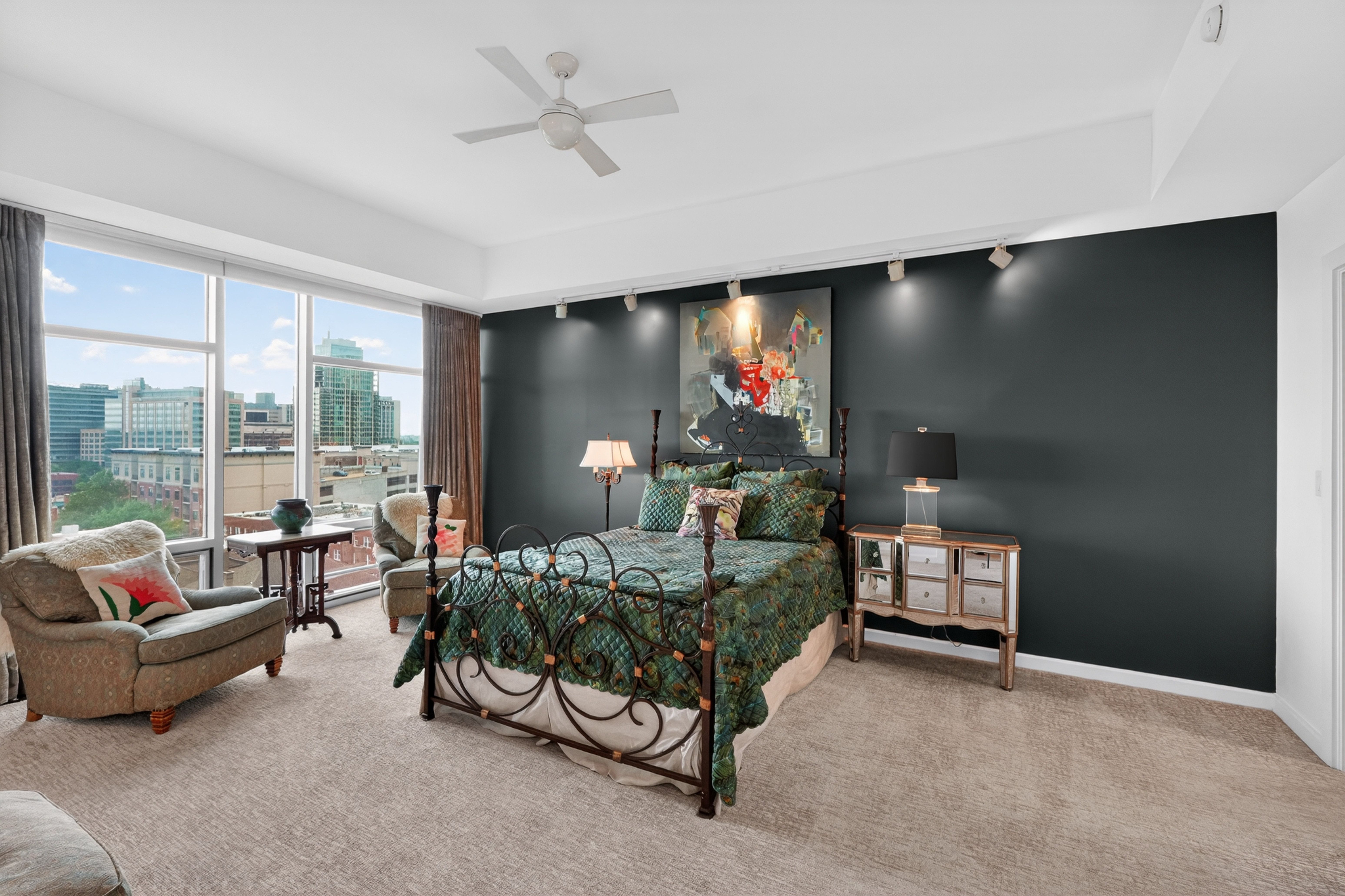  Luxury Sky-High Living in the Heart of Central West End - 物件實景