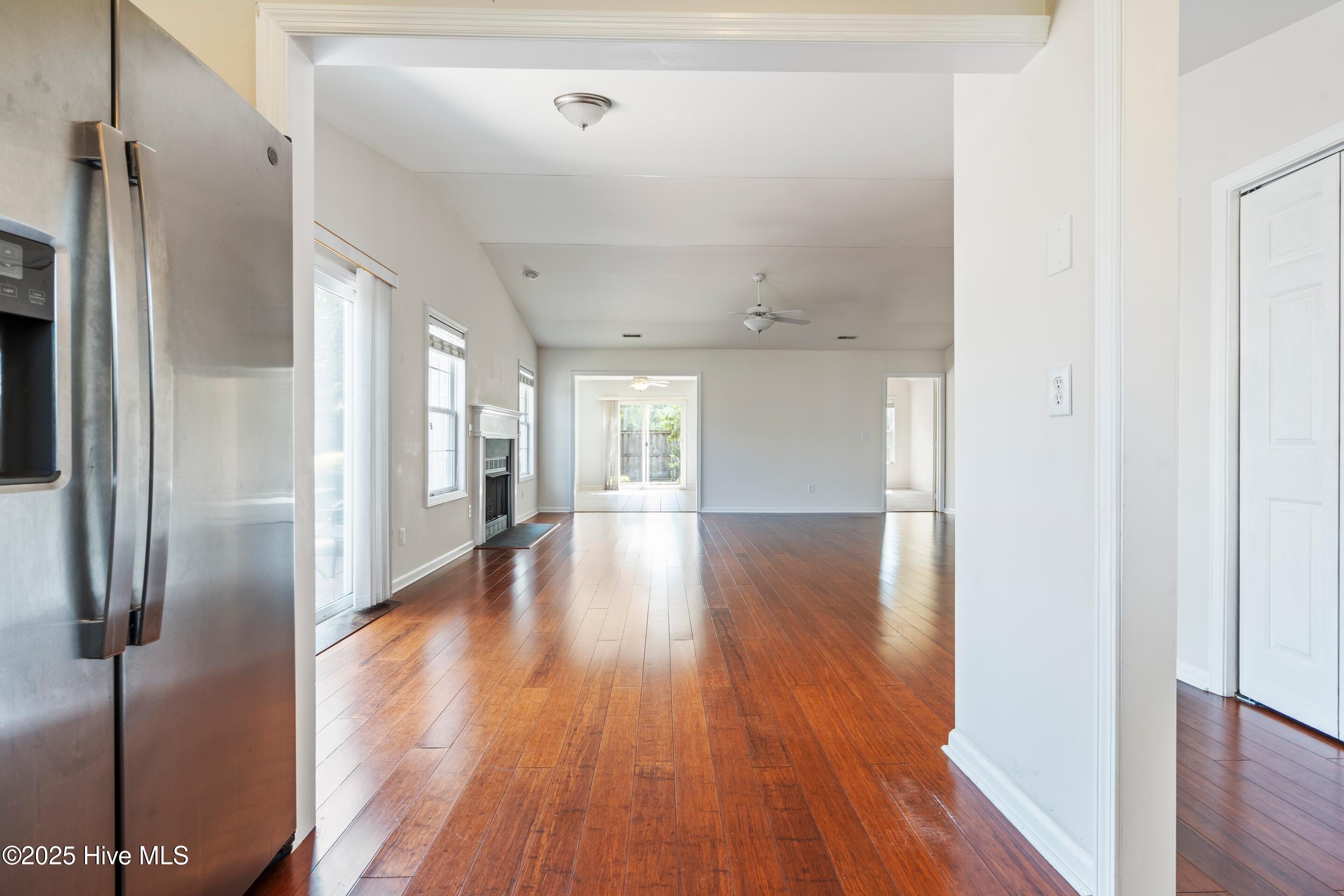 Wilmington, North Carolina, 28405, United States, 4 Bedrooms Bedrooms, ,2 BathroomsBathrooms,Residential,For Sale,1957483