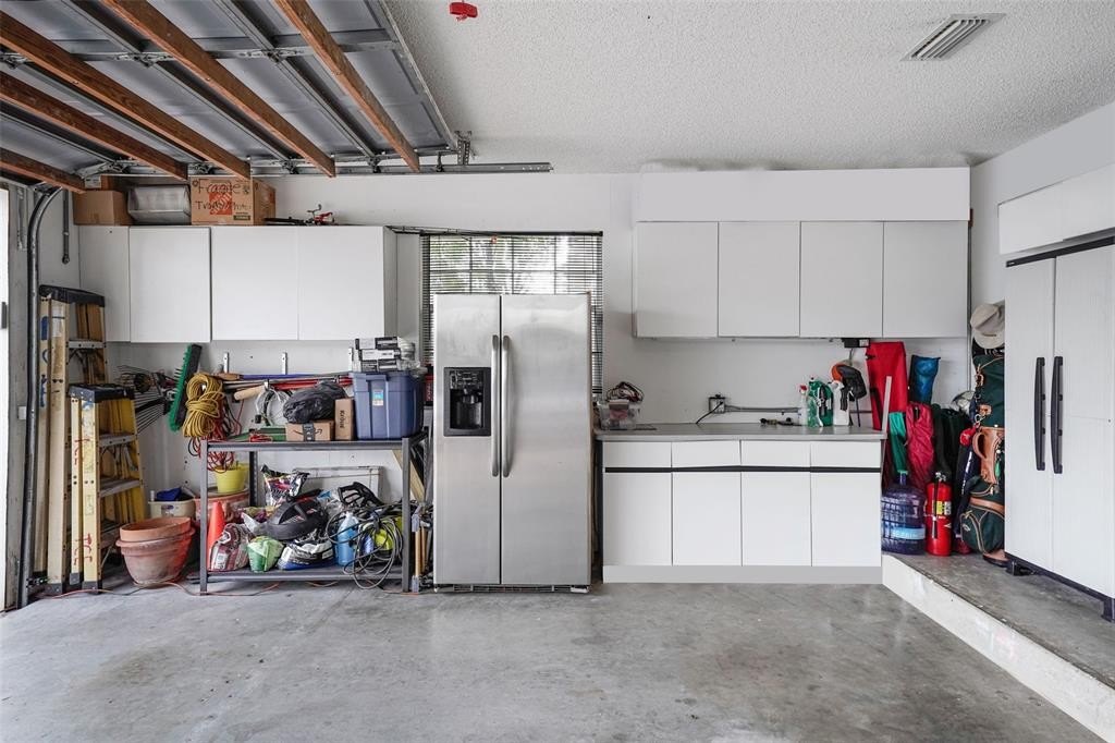 Davie, Florida, 33324, United States, 4 Bedrooms Bedrooms, ,3 BathroomsBathrooms,Residential,For Sale,1975060