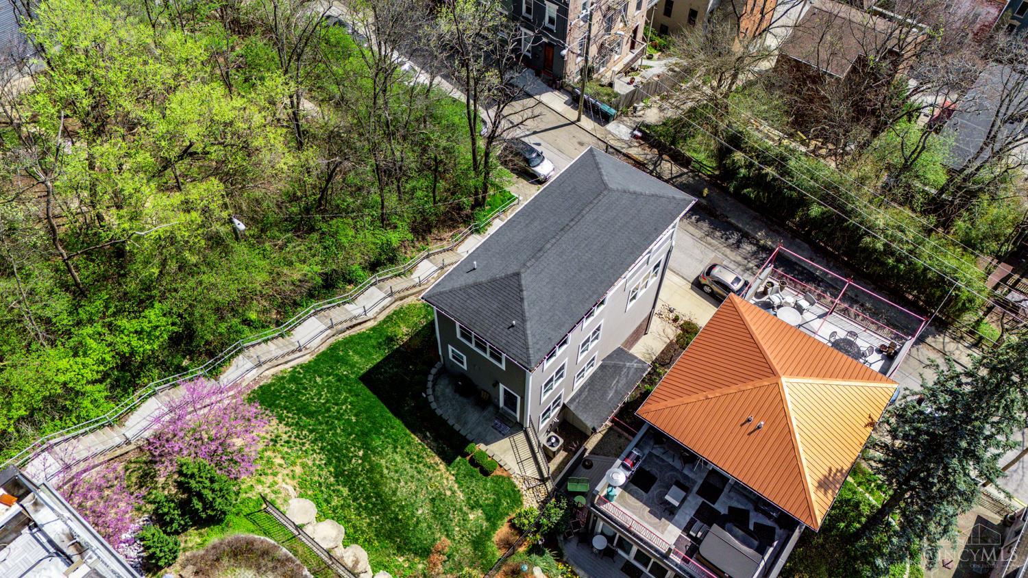 Cincinnati, Ohio, 45202, United States, 3 Bedrooms Bedrooms, ,4 BathroomsBathrooms,Residential,For Sale,1968931