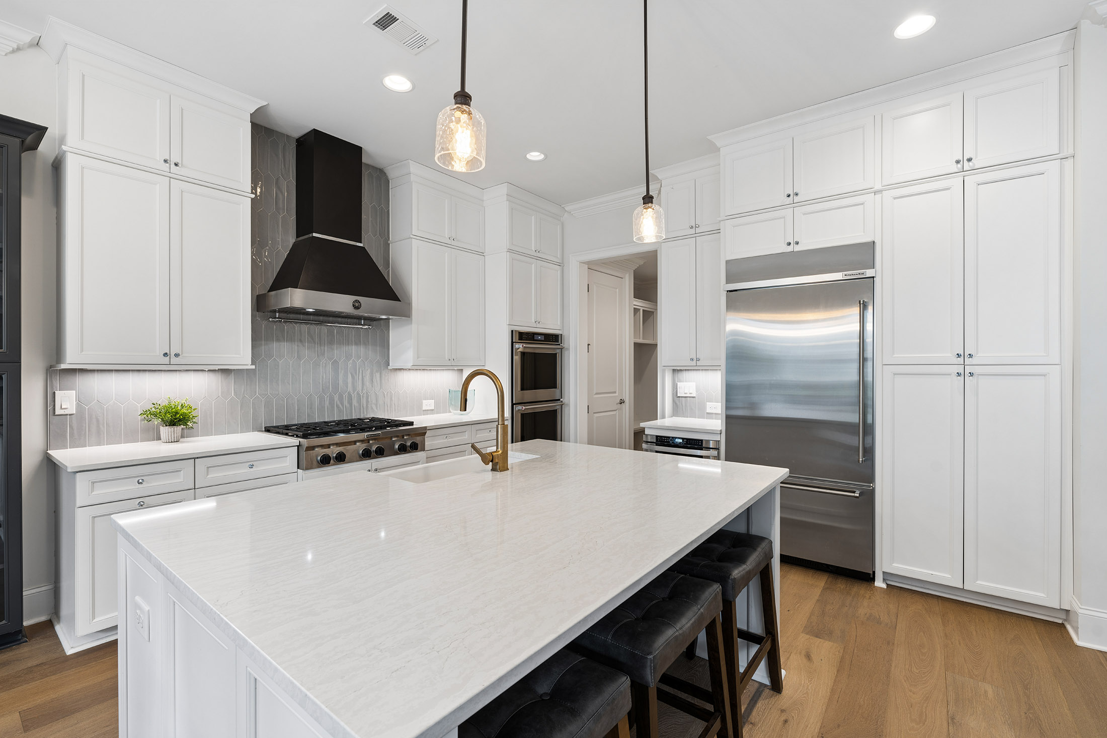  Upgraded Townhome Offers Low Maintenance Living - 物件實景