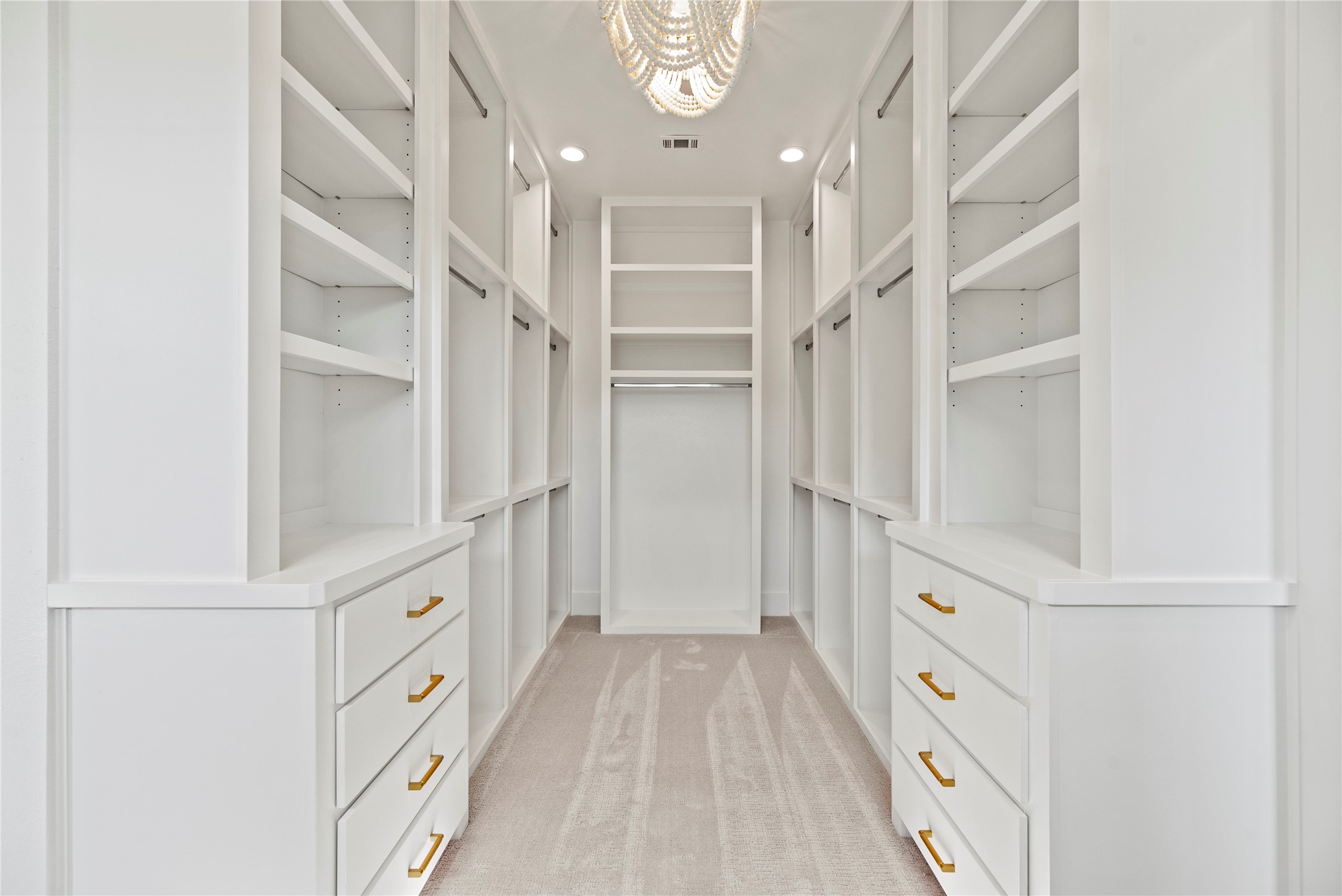 Montgomery, Texas, 77356, United States, 4 Bedrooms Bedrooms, ,5 BathroomsBathrooms,Residential,For Sale,1987481