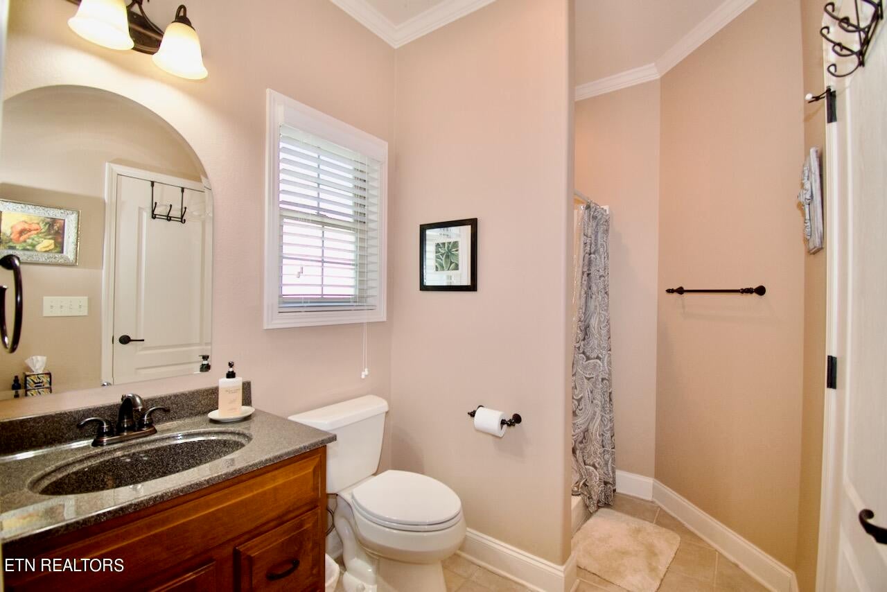 118 Oohleeno Way, Loudon, Tennessee, 37774, United States, 4 Bedrooms Bedrooms, ,3 BathroomsBathrooms,Residential,For Sale,118 Oohleeno Way,1640247