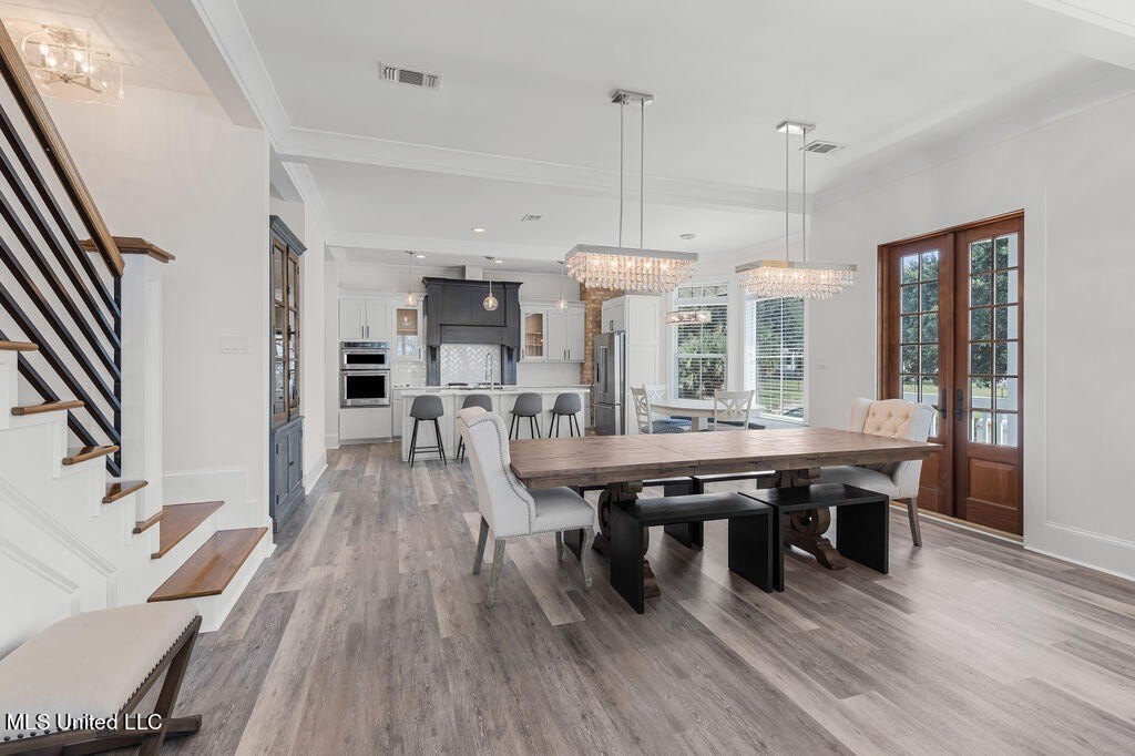 Gulfport, Mississippi, 39501, United States, 4 Bedrooms Bedrooms, ,3 BathroomsBathrooms,Residential,For Sale,1974056