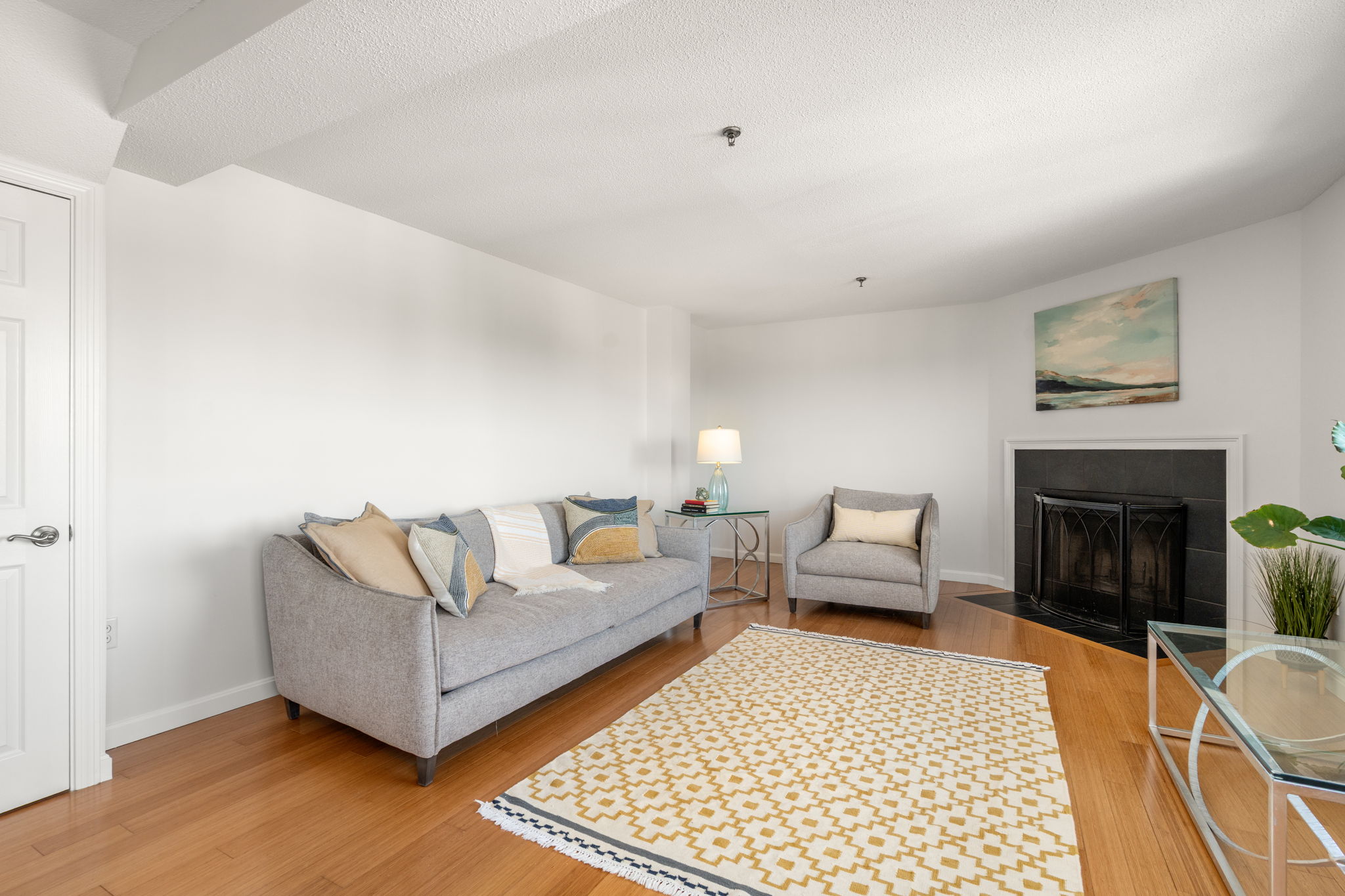  147 Kelton Street - Unit 704, Boston, MA, 02134 - 物件實景