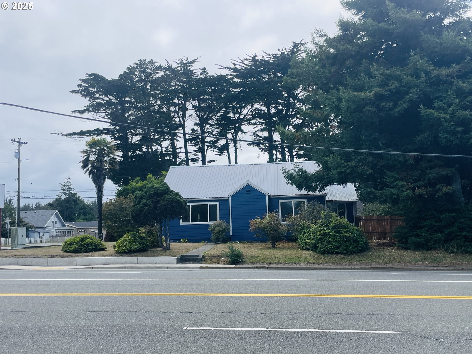 Bandon, Oregon, 97411, United States, 4 Bedrooms Bedrooms, ,2 BathroomsBathrooms,Residential,For Sale,1983283