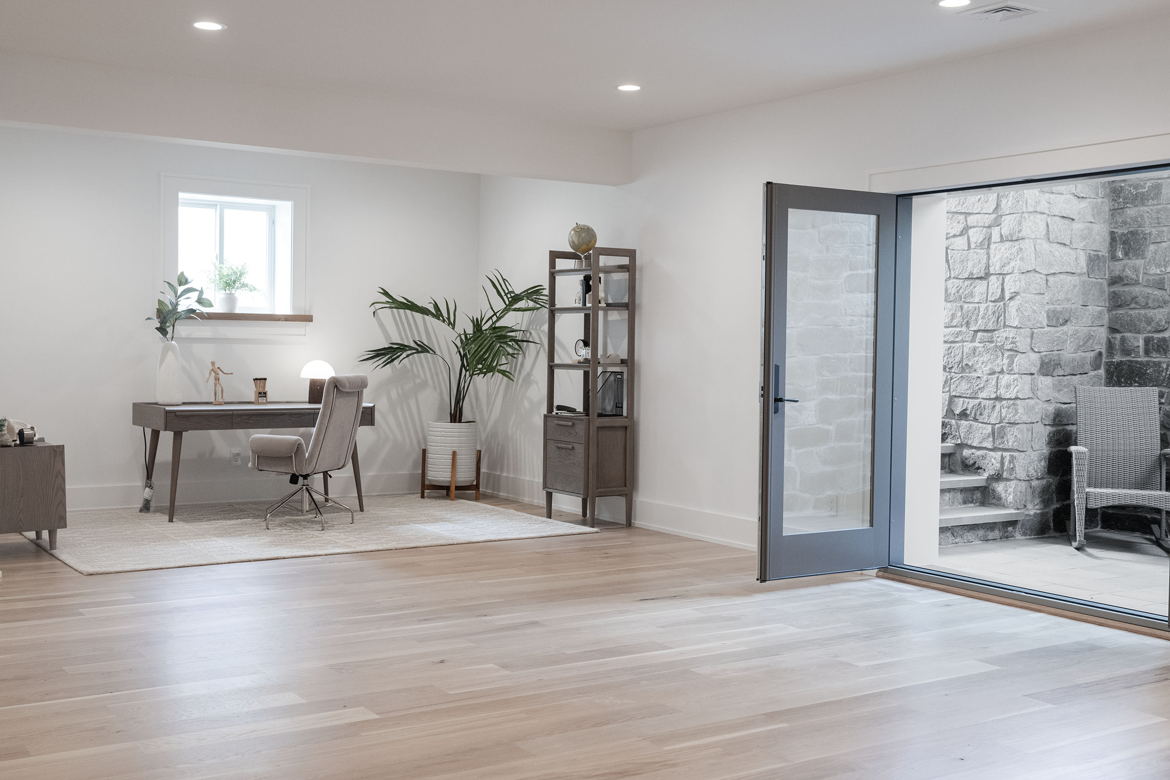 Southold, New York, 11971, United States, 4 Bedrooms Bedrooms, ,6 BathroomsBathrooms,Residential,For Sale,1976205