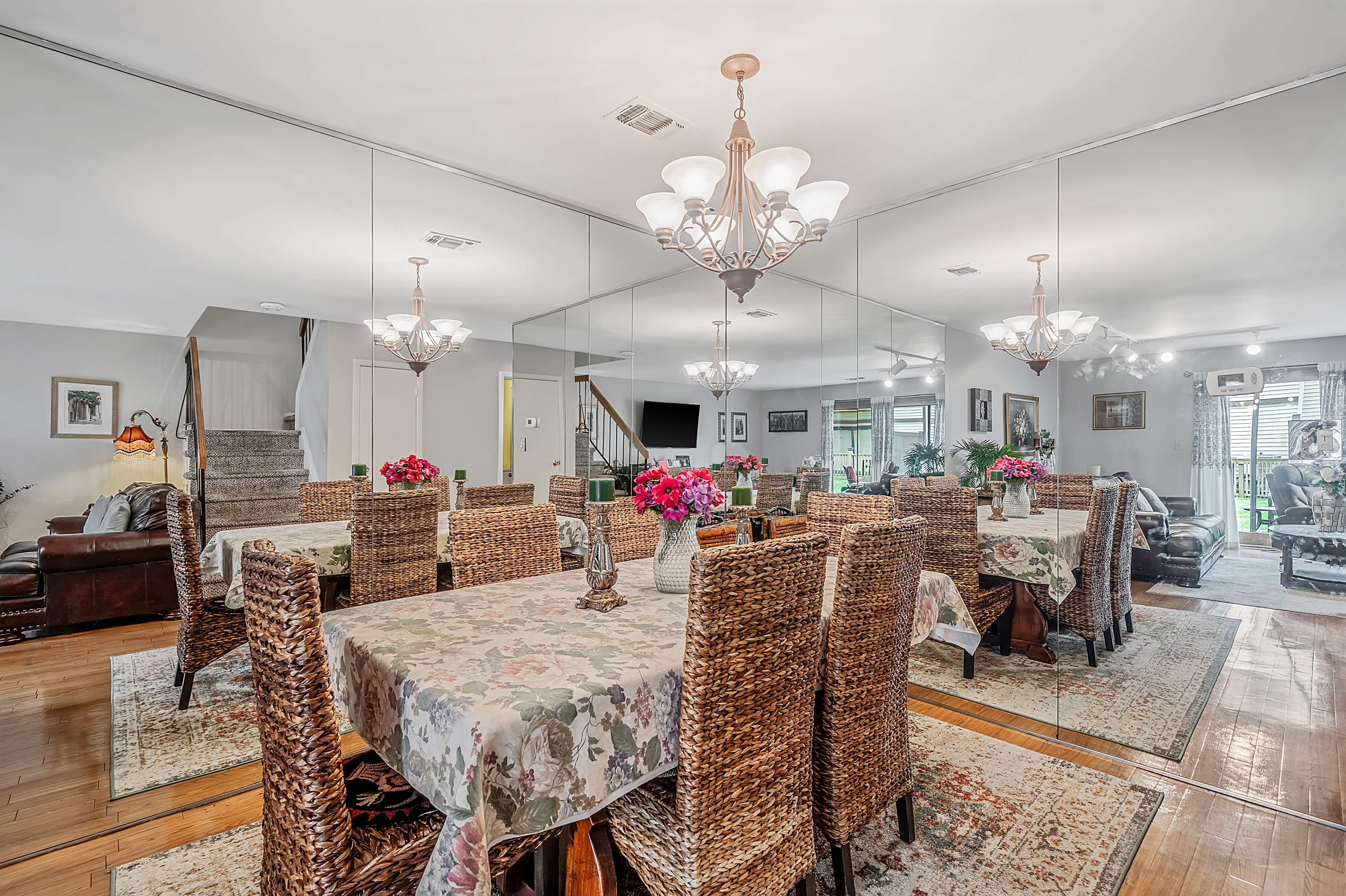  113 Laurel Lane, Wantagh, NY, 11793 - 物件實景