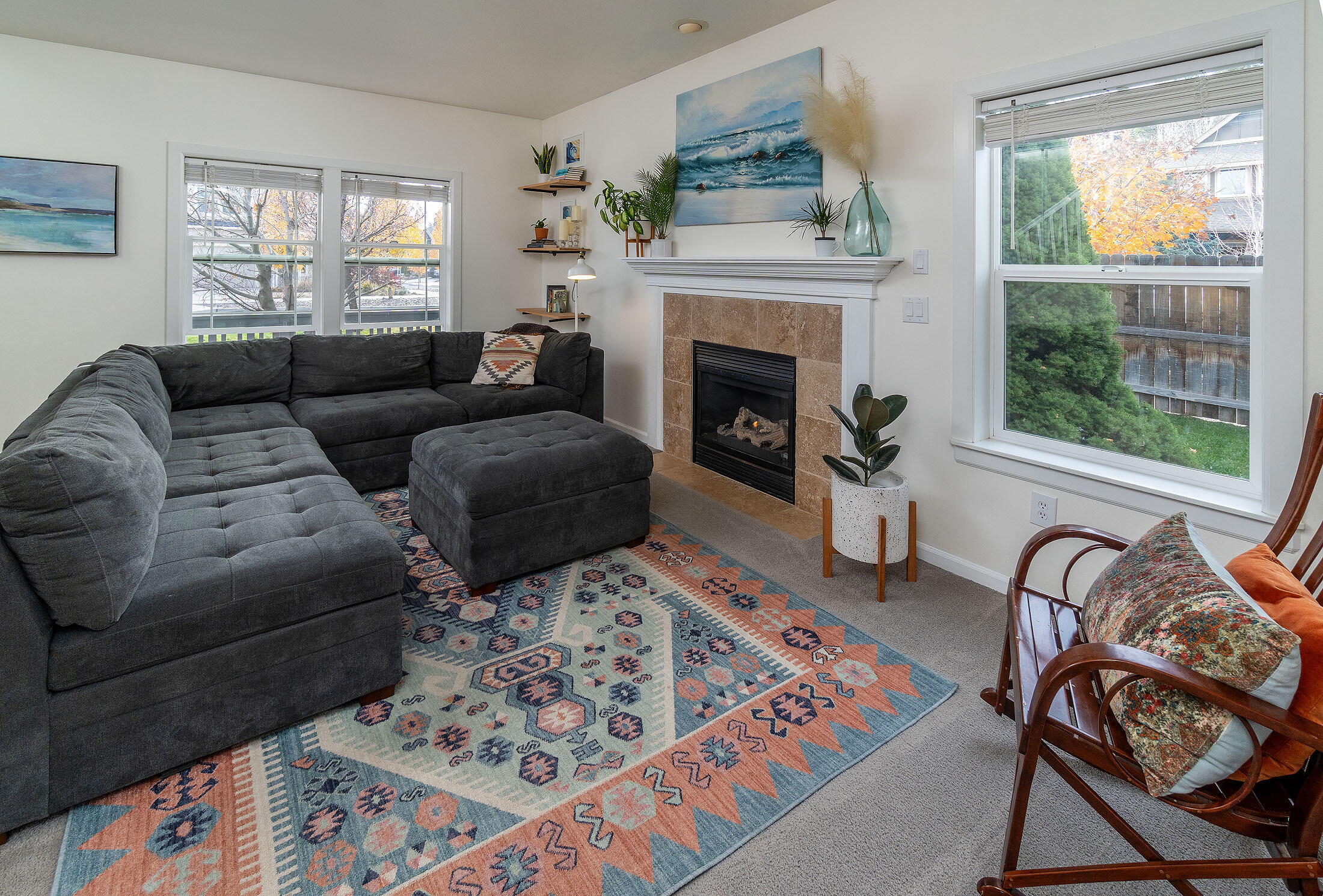 Bend, Oregon, 97701, United States, 3 Bedrooms Bedrooms, ,3 BathroomsBathrooms,Residential,For Sale,1991752