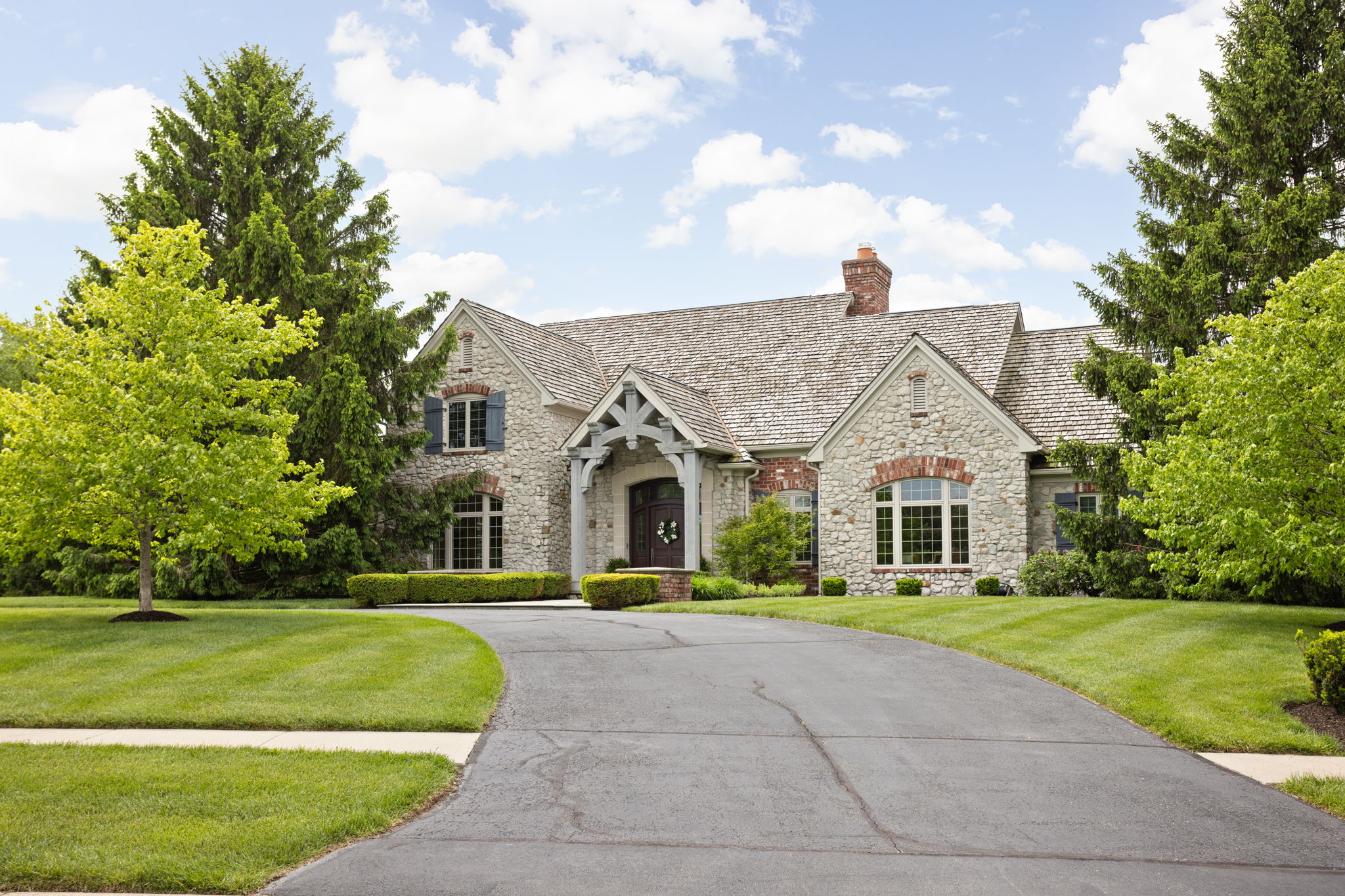  Signature Estate Set on More than 2 Acres in Desirable Zionsville Neighborhood - 物件實景
