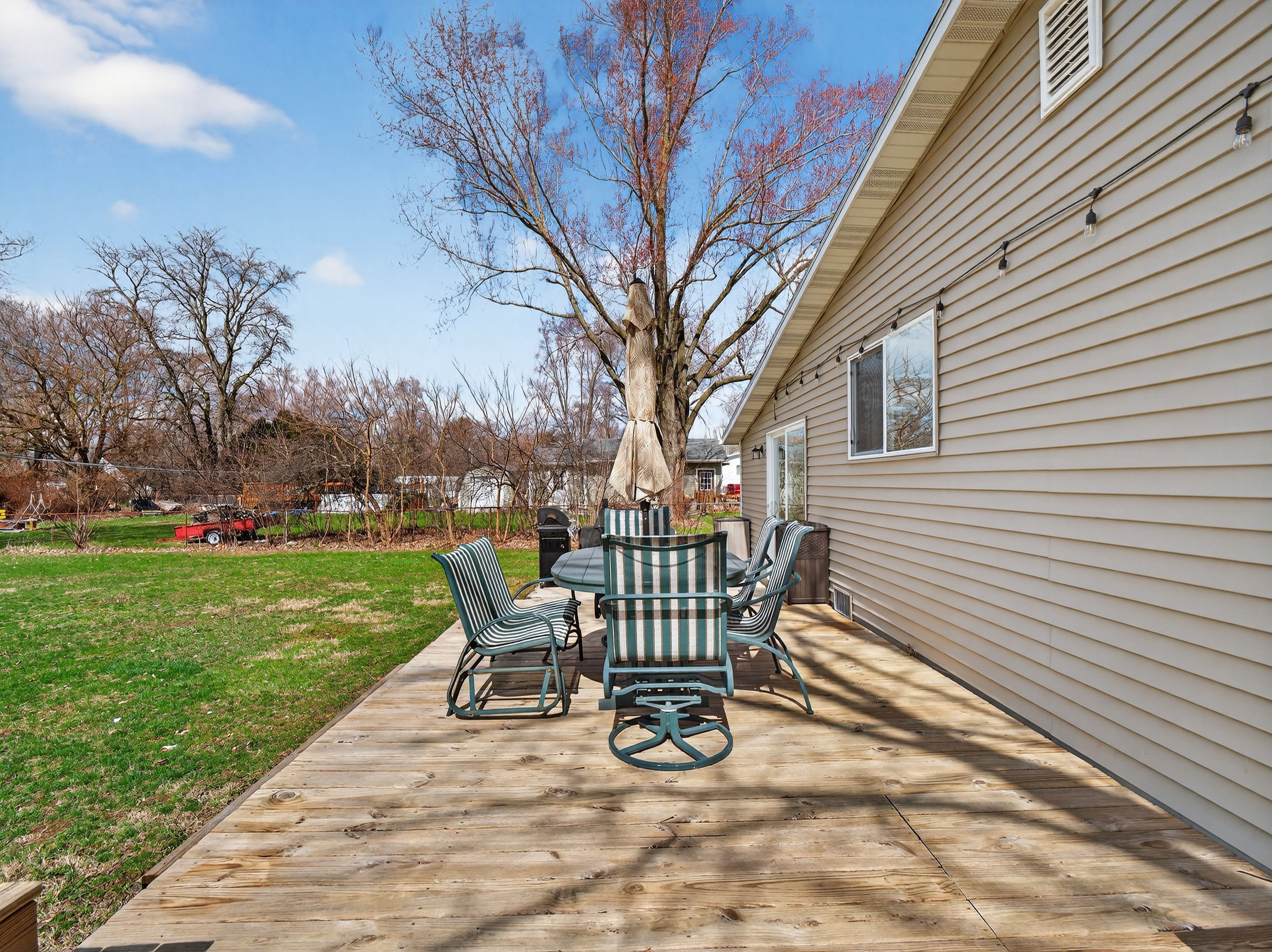  Unique Ranch on Large Lot - 物件實景