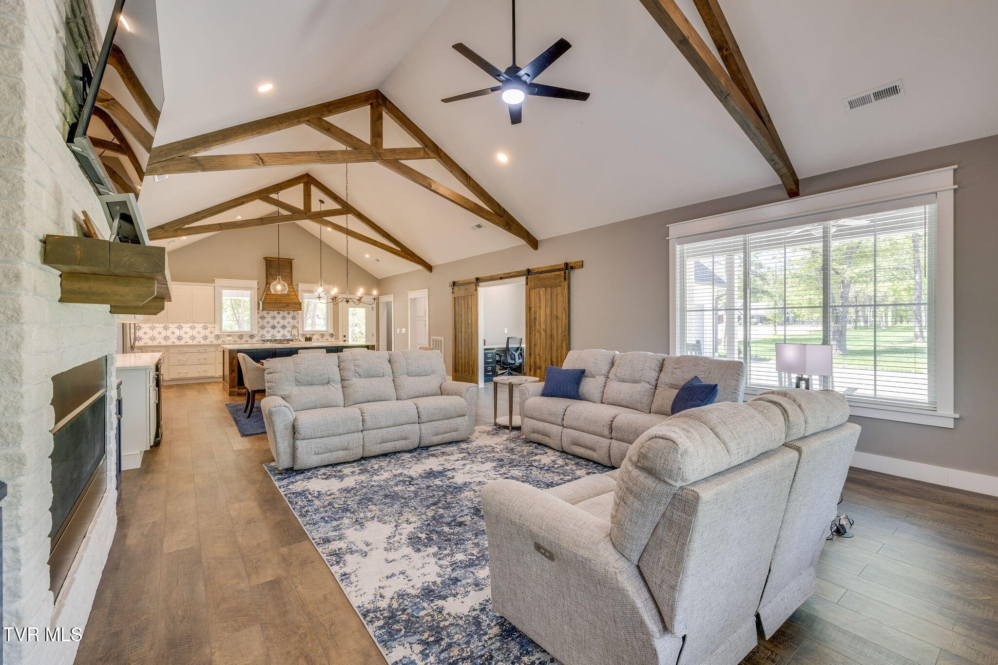 Dandridge, Tennessee, 37725, United States, 3 Bedrooms Bedrooms, ,4 BathroomsBathrooms,Residential,For Sale,2040308