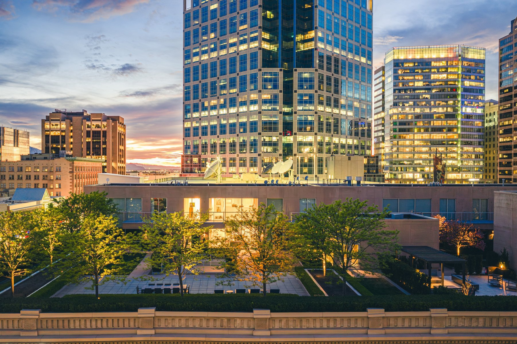  A Downtown Salt Lake City Rooftop Oasis - 物件實景