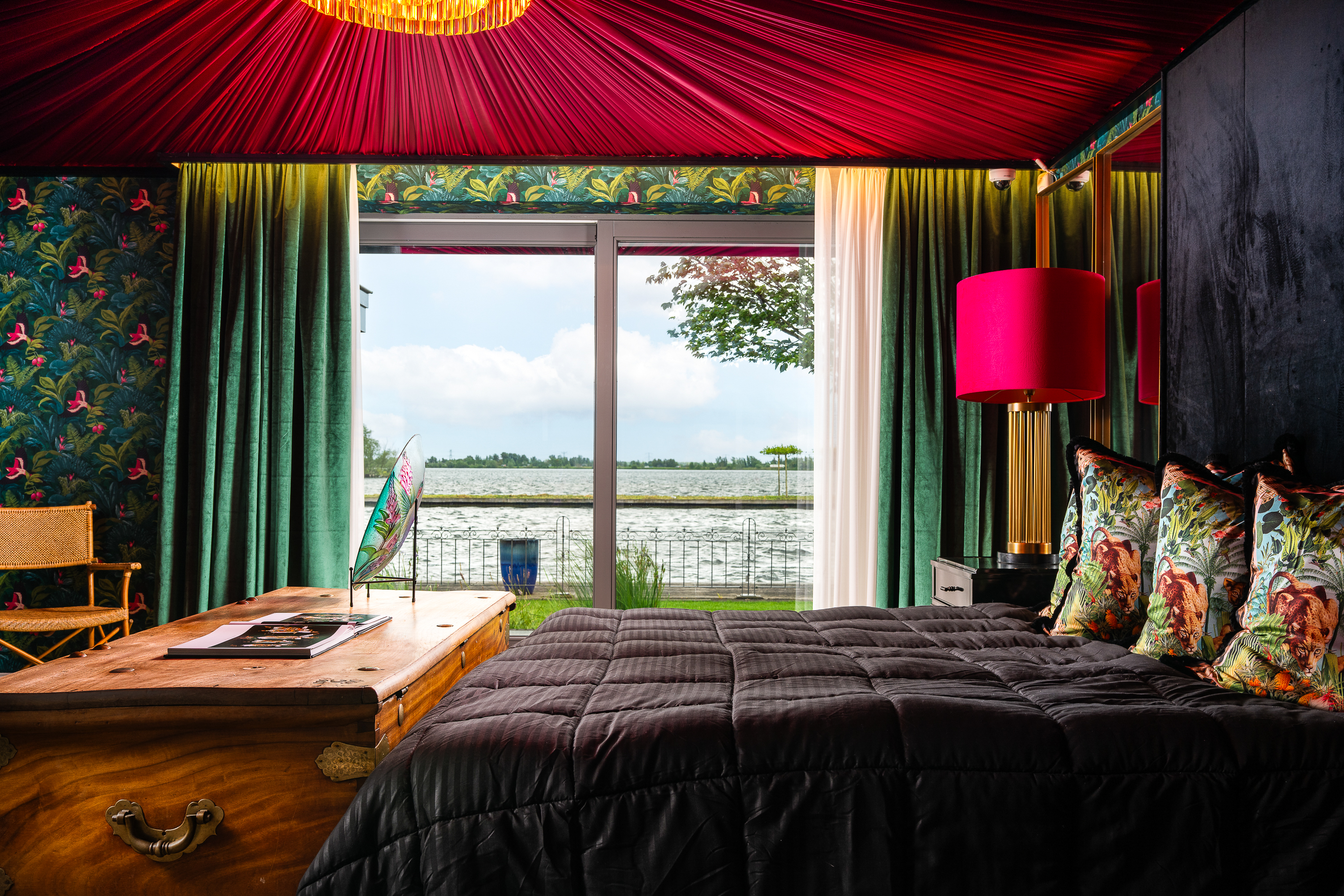  Detached villa on Vinkeveense Plassen with approx. 785 sq. m. living space. - 物件實景
