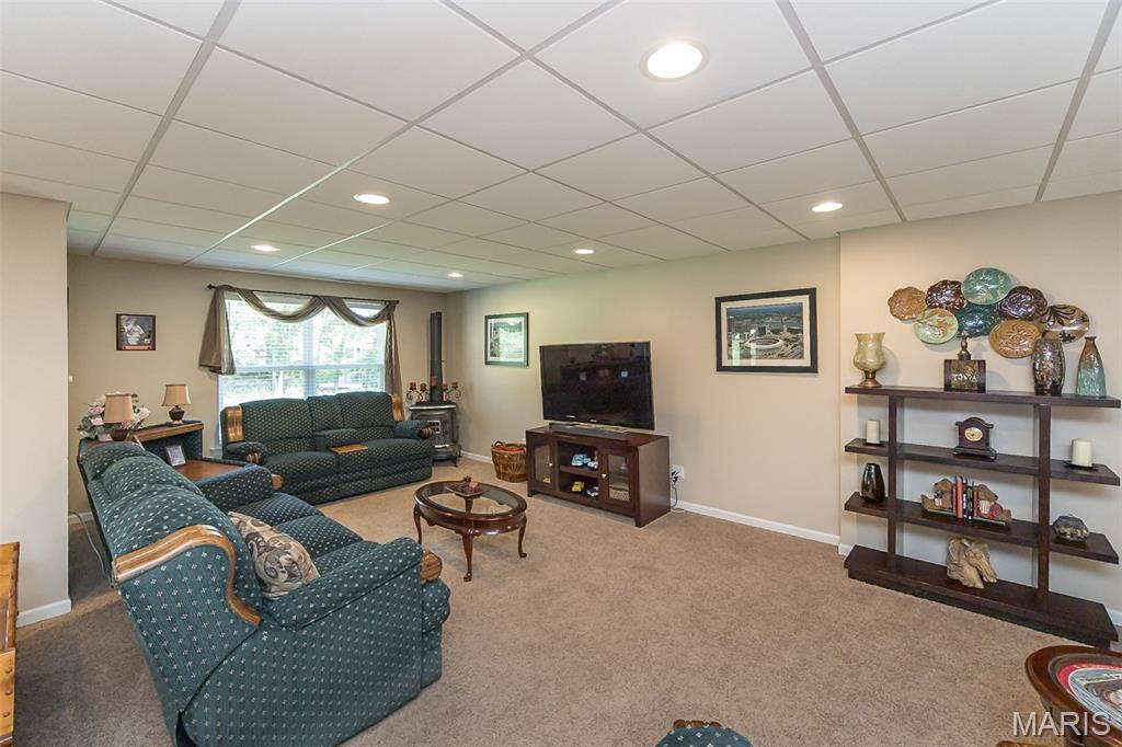 St Peters, Missouri, 63304, United States, 4 Bedrooms Bedrooms, ,3 BathroomsBathrooms,Residential,For Sale,1933139