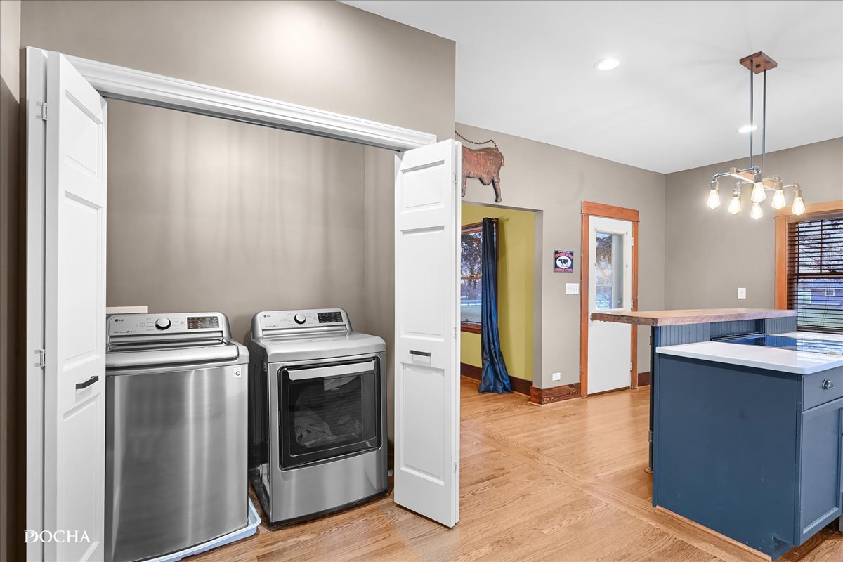 Newark, Illinois, 60541, United States, 3 Bedrooms Bedrooms, ,2 BathroomsBathrooms,Residential,For Sale,2006434