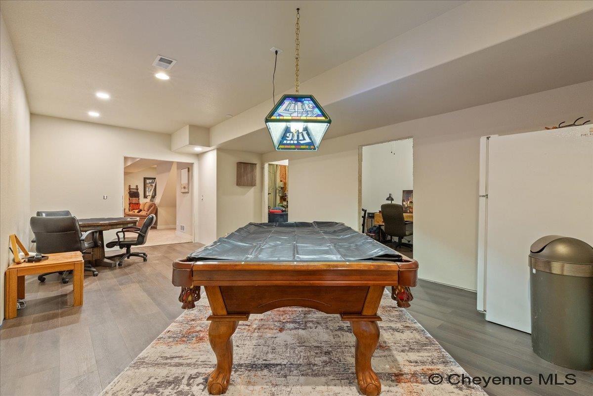 Cheyenne, Wyoming, 82009, United States, 5 Bedrooms Bedrooms, ,3 BathroomsBathrooms,Residential,For Sale,1993587