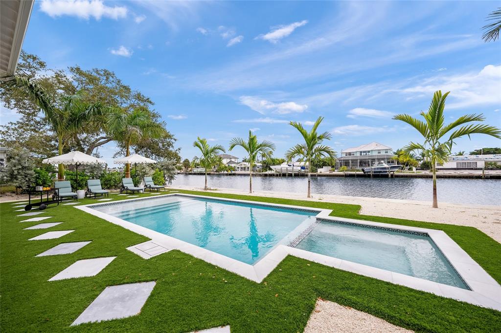 Holmes Beach, Florida, 34217, United States, 4 Bedrooms Bedrooms, ,6 BathroomsBathrooms,Residential,For Sale,1989554