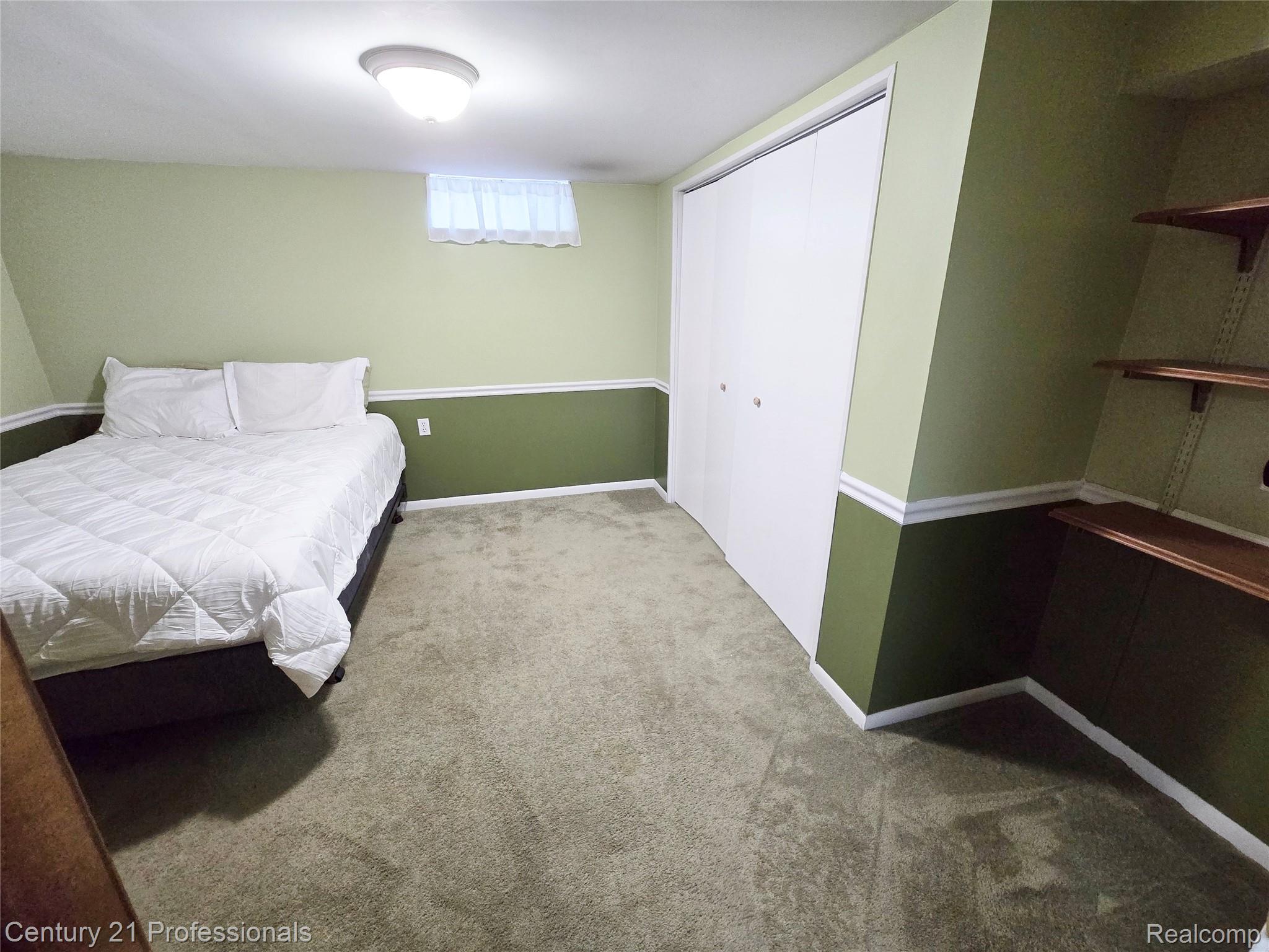 RochesterHills, Michigan, 48309, United States, 3 Bedrooms Bedrooms, ,3 BathroomsBathrooms,Residential,For Sale,1973960