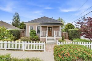 Poole St, Arroyo Grande, CA 93420