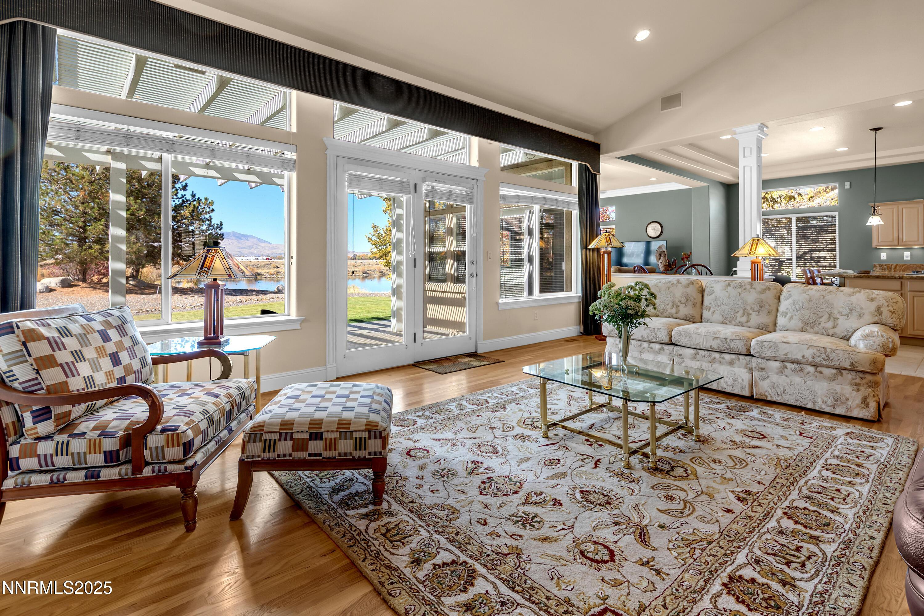 Reno, Nevada, 89502, United States, 3 Bedrooms Bedrooms, ,3 BathroomsBathrooms,Residential,For Sale,1988351