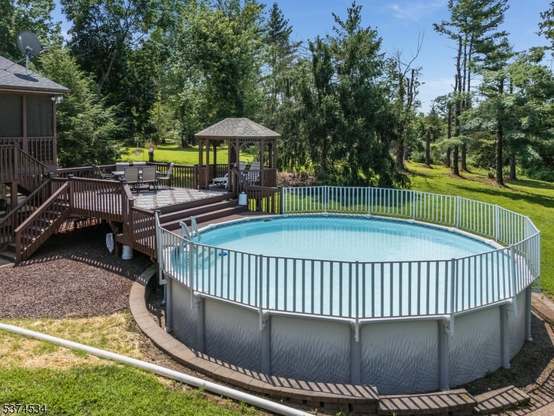 Readington Twp., New Jersey, 08853, United States, 3 Bedrooms Bedrooms, ,3 BathroomsBathrooms,Residential,For Sale,1903743