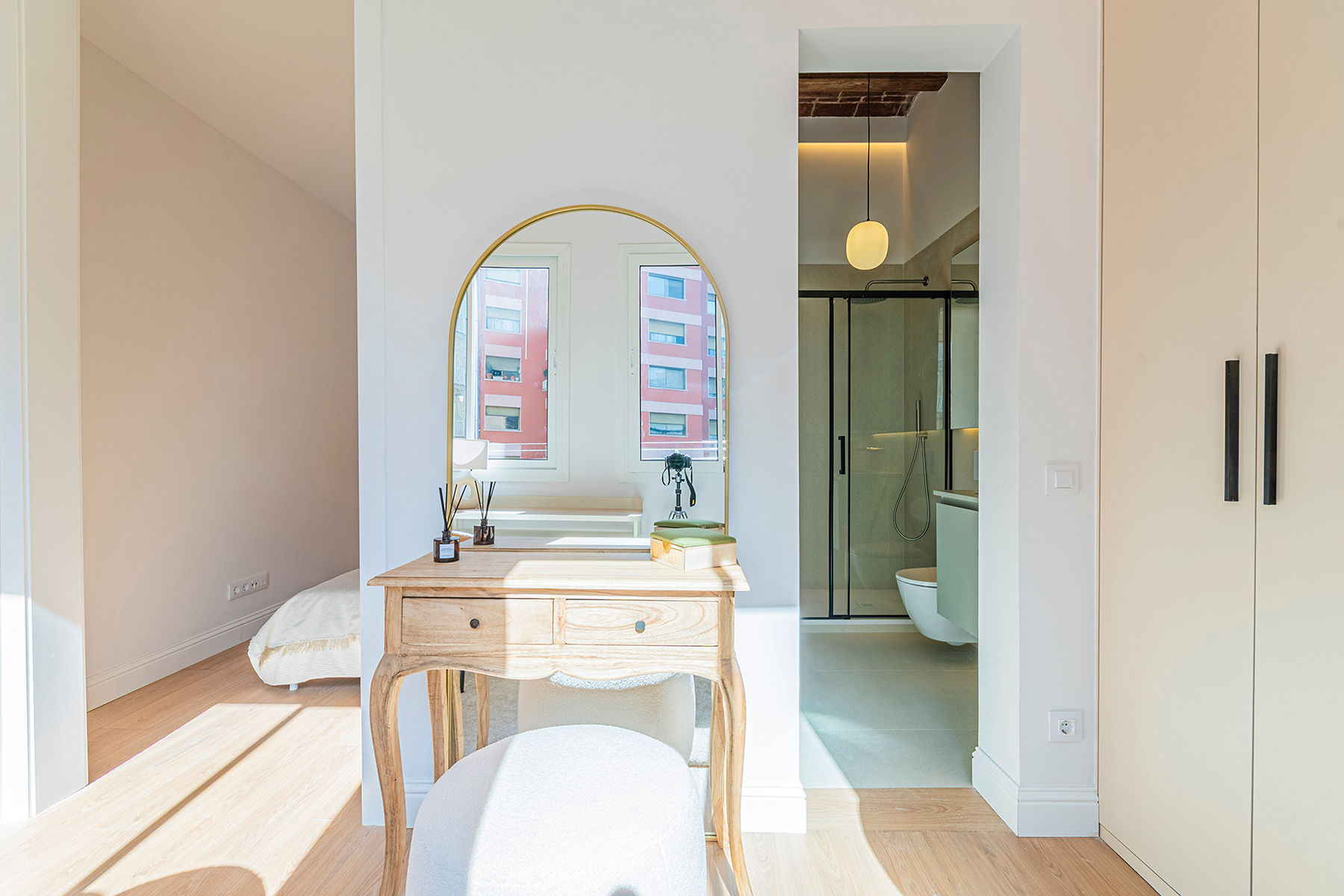  Beautifully renovated apartment in Eixample, next to Gracia - 物件實景