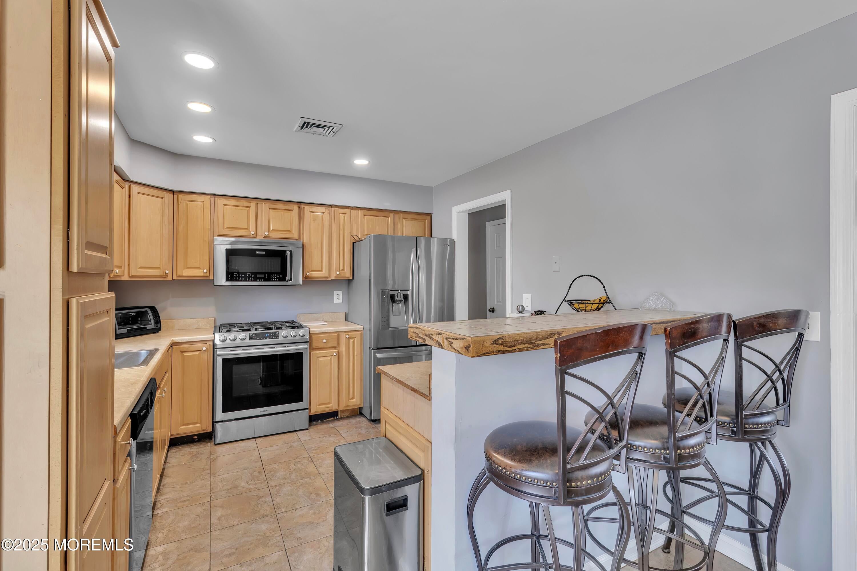 Toms River, New Jersey, 08753, United States, 5 Bedrooms Bedrooms, ,2 BathroomsBathrooms,Residential,For Sale,1996778