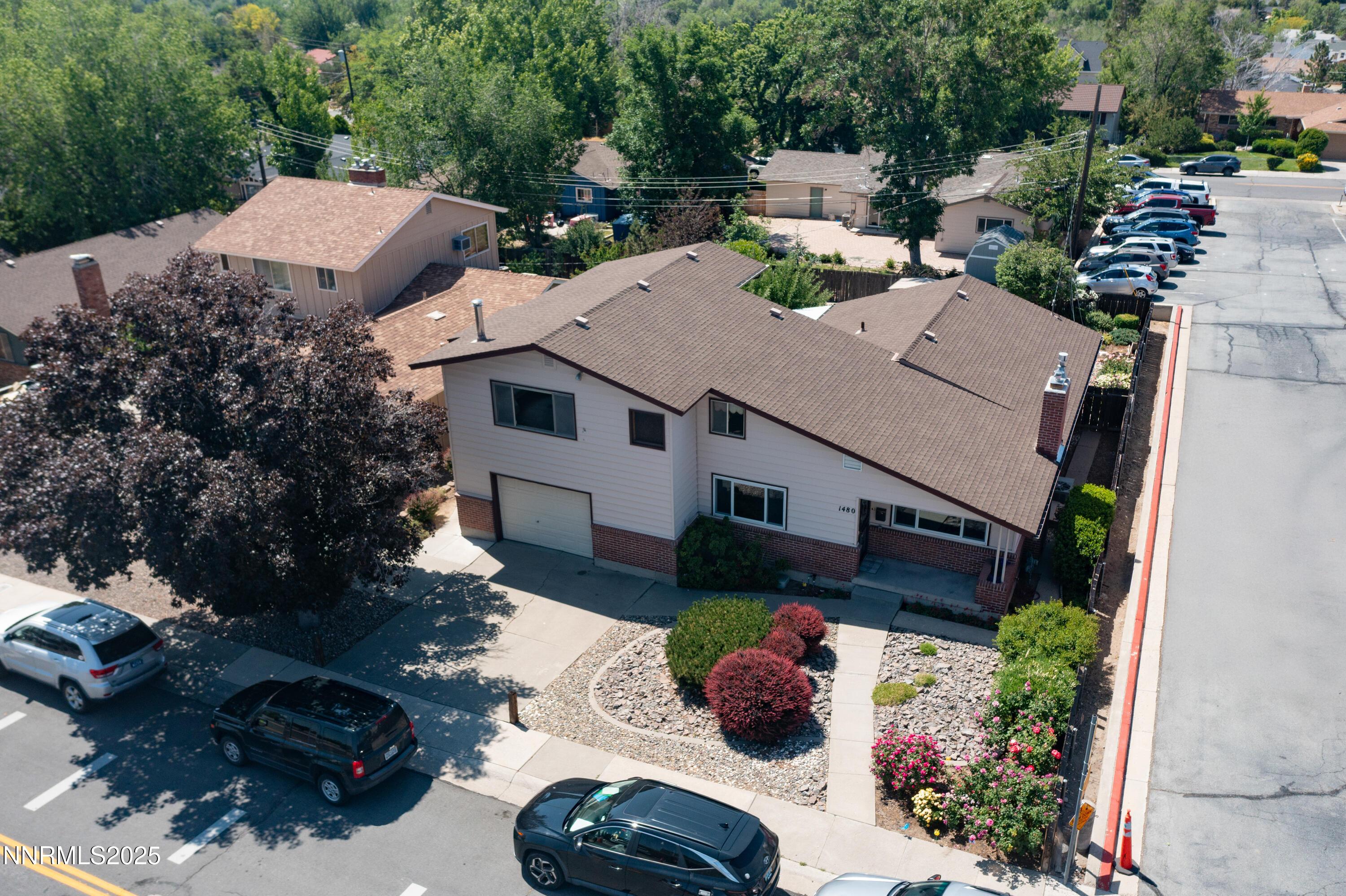 Reno, Nevada, 89503, United States, 4 Bedrooms Bedrooms, ,2 BathroomsBathrooms,Residential,For Sale,1849793