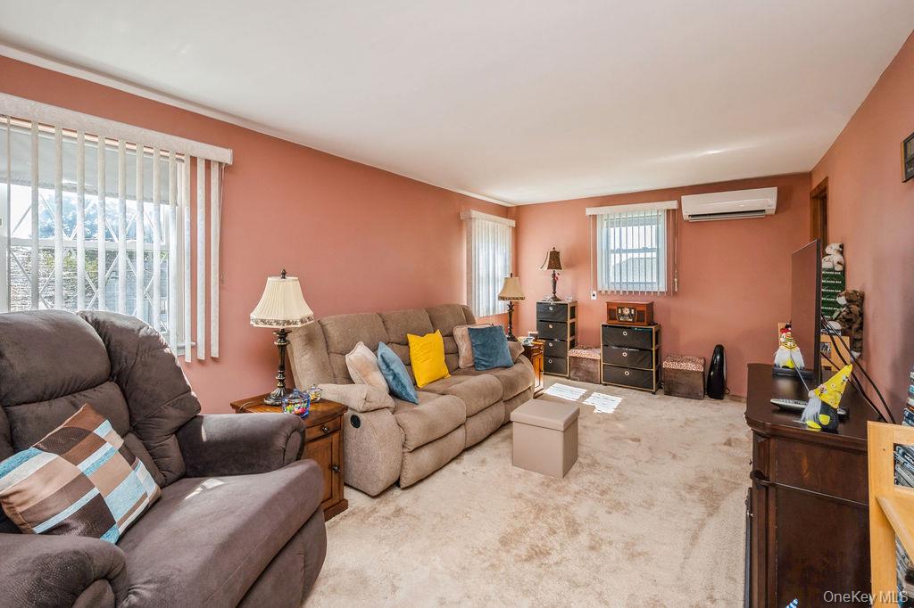 Massapequa, New York, 11758, United States, 4 Bedrooms Bedrooms, ,2 BathroomsBathrooms,Residential,For Sale,1927254