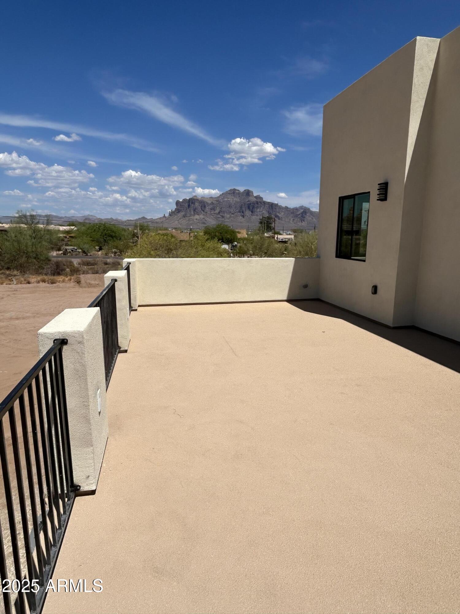Apache Junction, Arizona, 85119, United States, 3 Bedrooms Bedrooms, ,Residential,For Sale,1917625