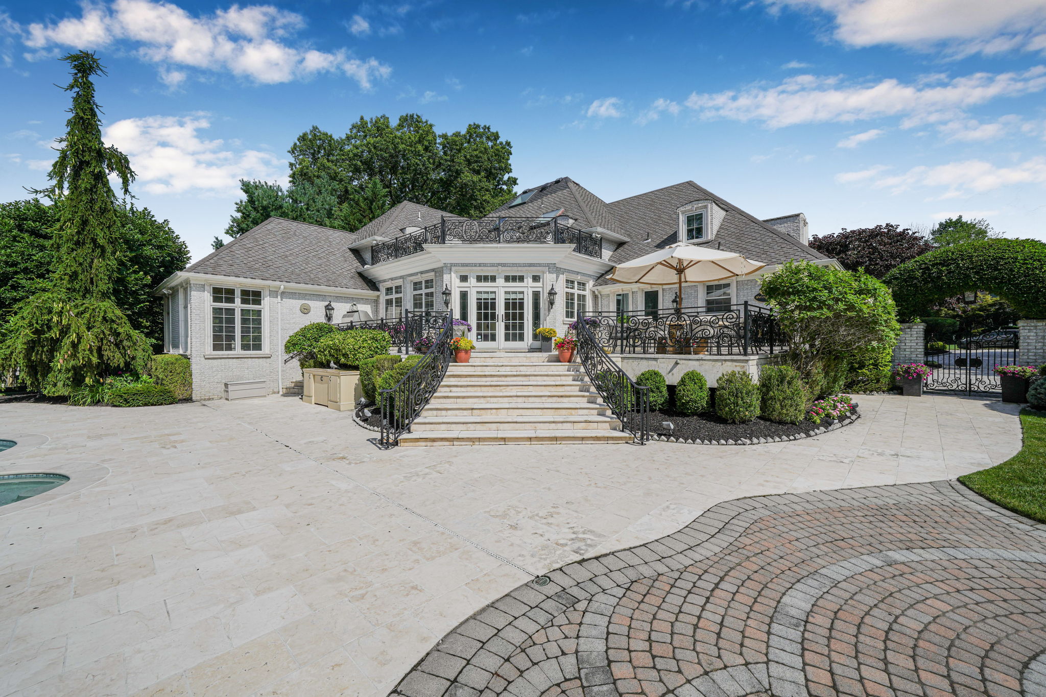 Montville, New Jersey, 07045, United States, 4 Bedrooms Bedrooms, ,5 BathroomsBathrooms,Residential,For Sale,1973706