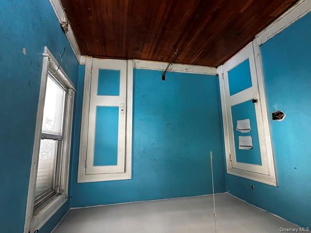 Jamaica, New York, 11435, United States, 3 Bedrooms Bedrooms, ,2 BathroomsBathrooms,Residential,For Sale,1913116