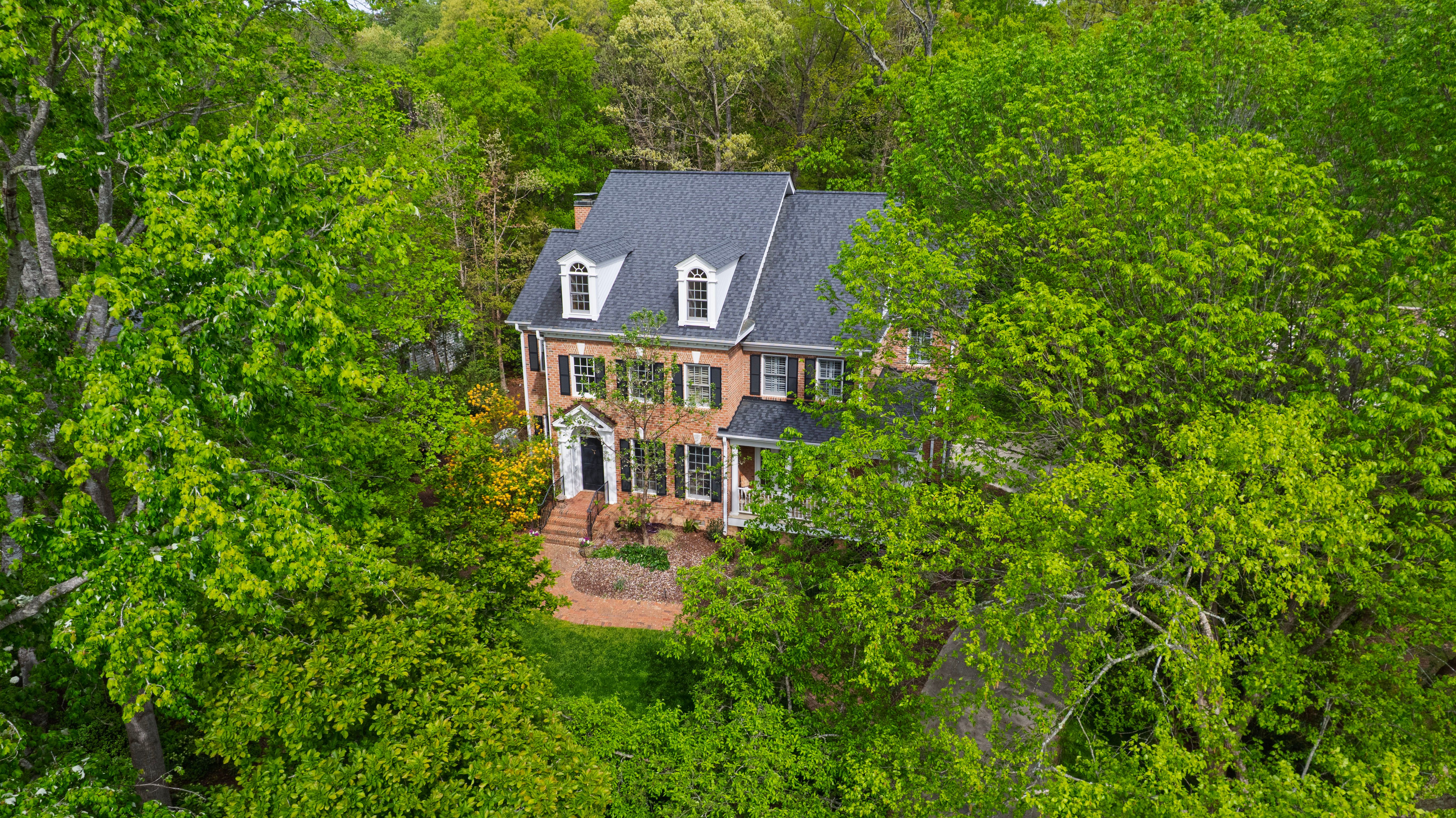  325 Nottingham Drive, Chapel Hill, NC 27517 - 物件實景