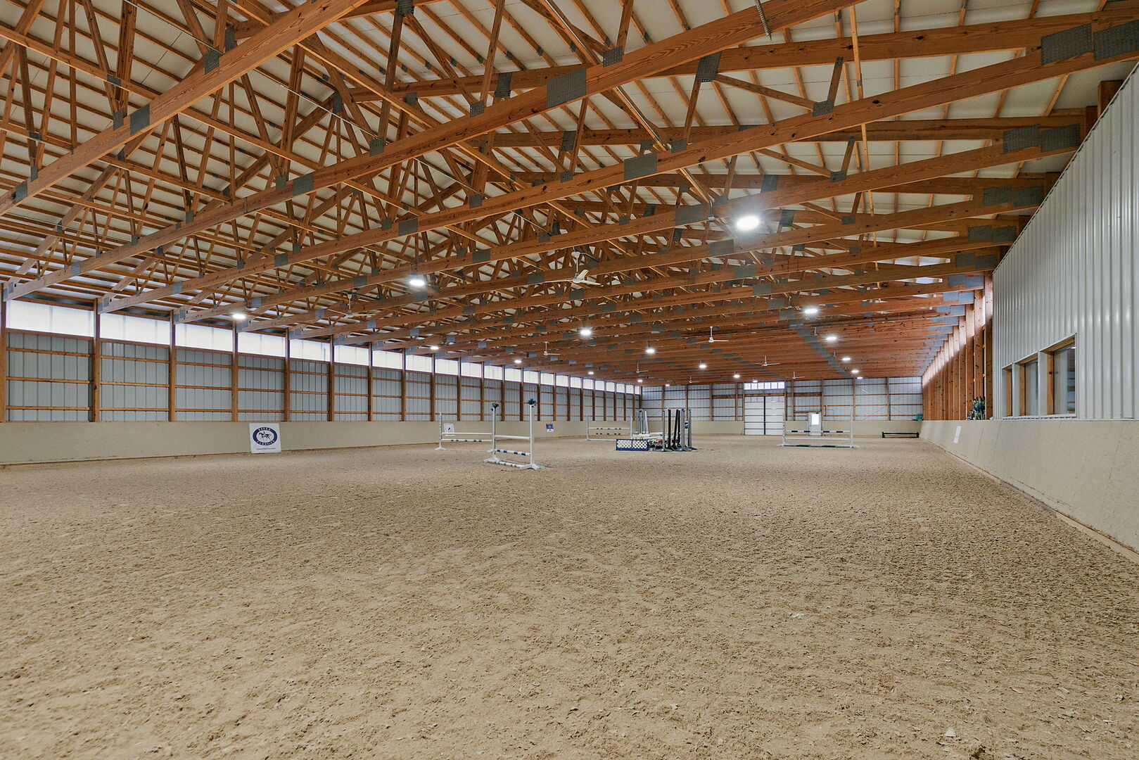 Mundelein, Illinois, 60060, United States, 2 Bedrooms Bedrooms, ,3 BathroomsBathrooms,Residential,For Sale,2010290