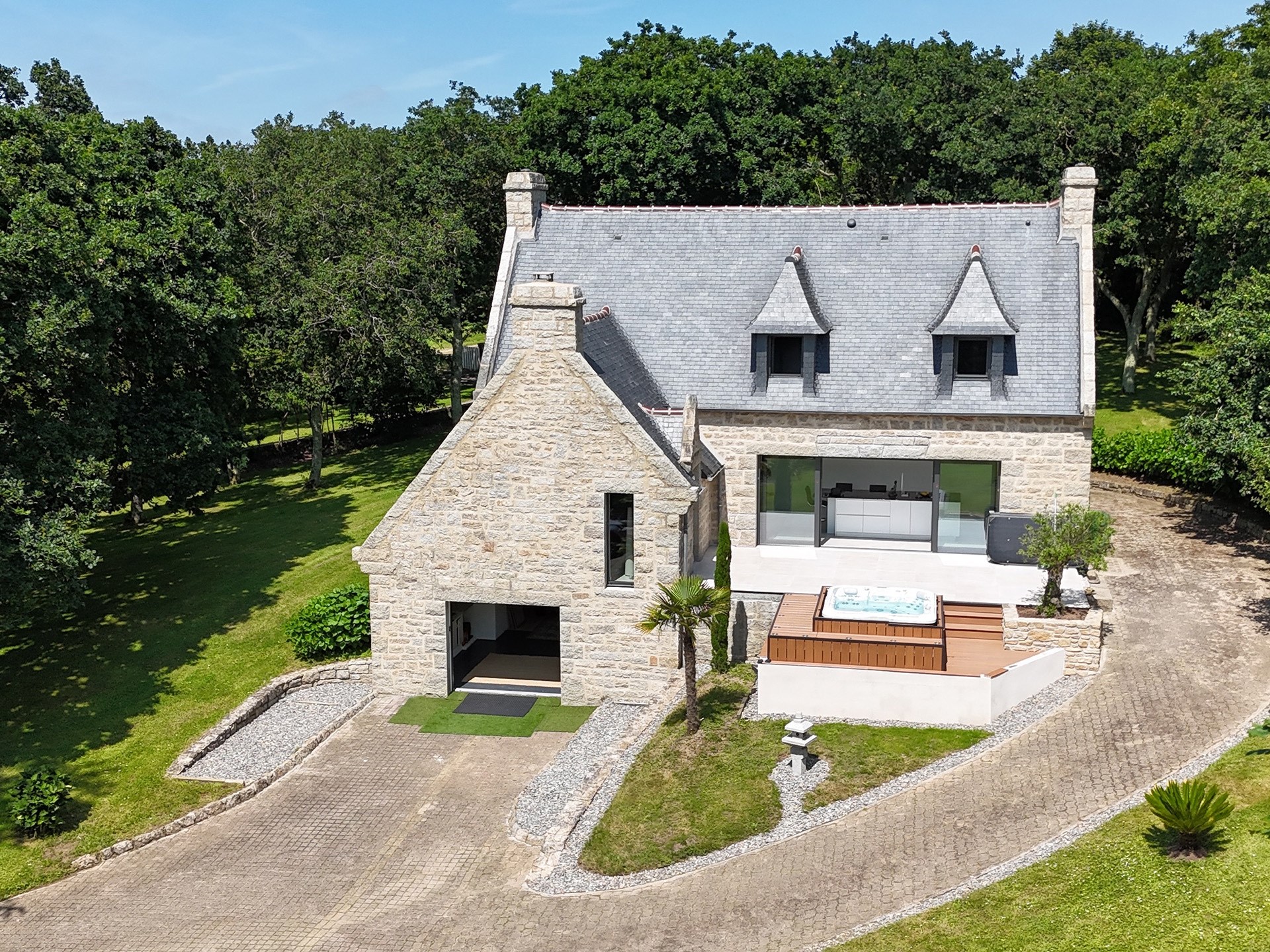  BRELES, RENOVATED STONE HOUSE IN THE CENTER OF NATURE - 物件實景