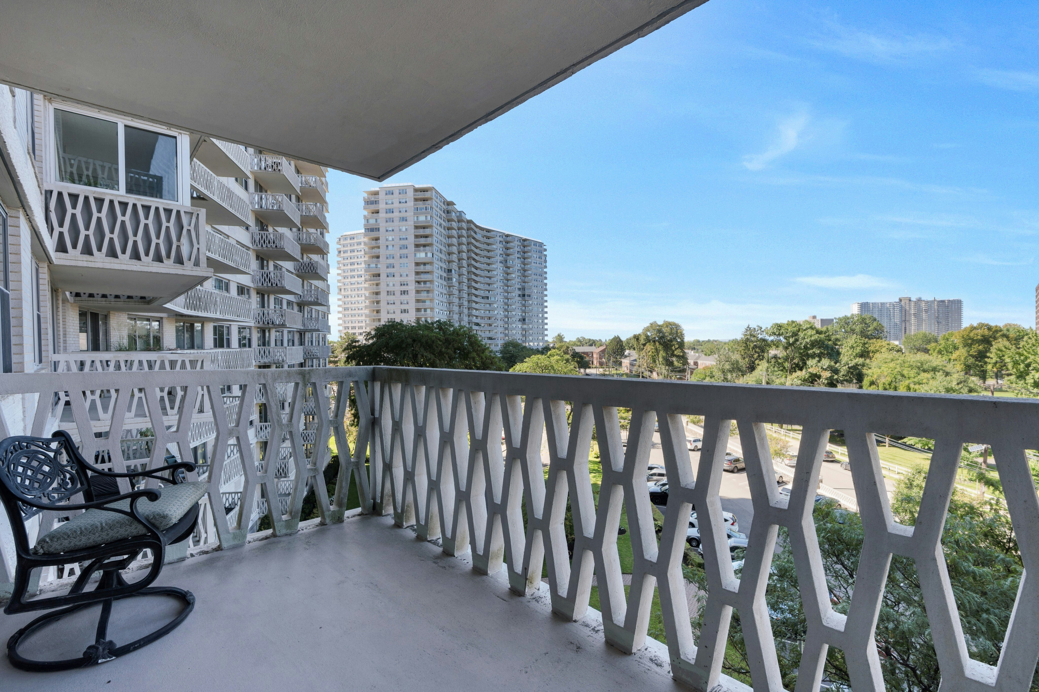  2100 Linwood Avenue, Fort Lee, NJ 07024 - 物件實景