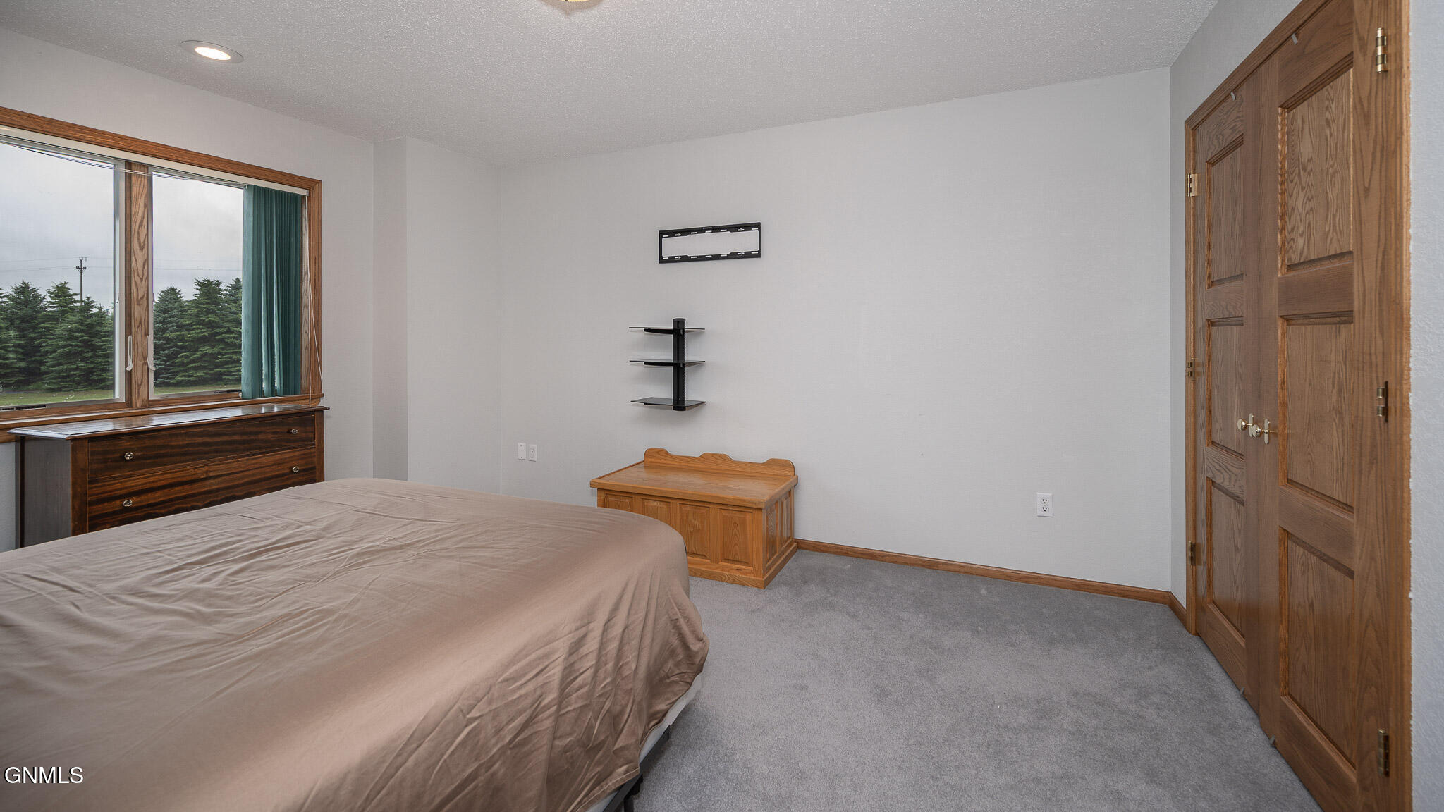 Center, North Dakota, 58530, United States, 4 Bedrooms Bedrooms, ,3 BathroomsBathrooms,Residential,For Sale,1904548