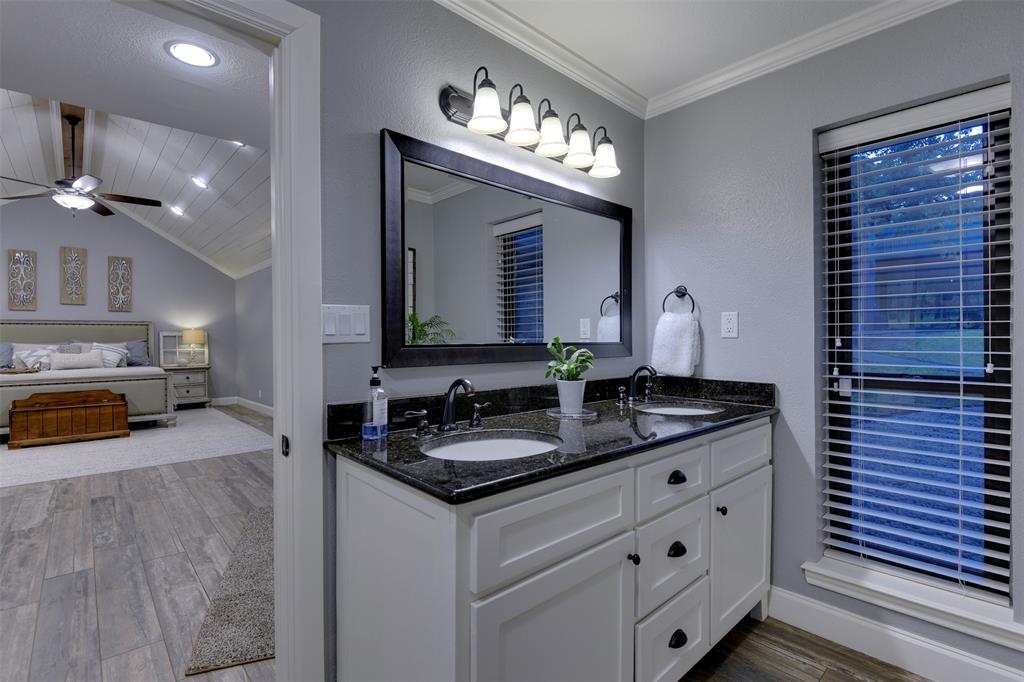 Alvarado, Texas, 76009, United States, 4 Bedrooms Bedrooms, ,2 BathroomsBathrooms,Residential,For Sale,1979414