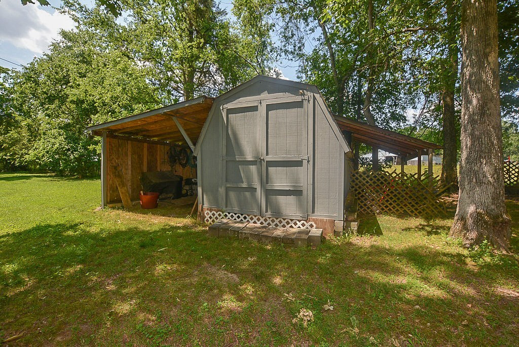 Sevierville, Tennessee, 37876, United States, 2 Bedrooms Bedrooms, ,2 BathroomsBathrooms,Residential,For Sale,1976513