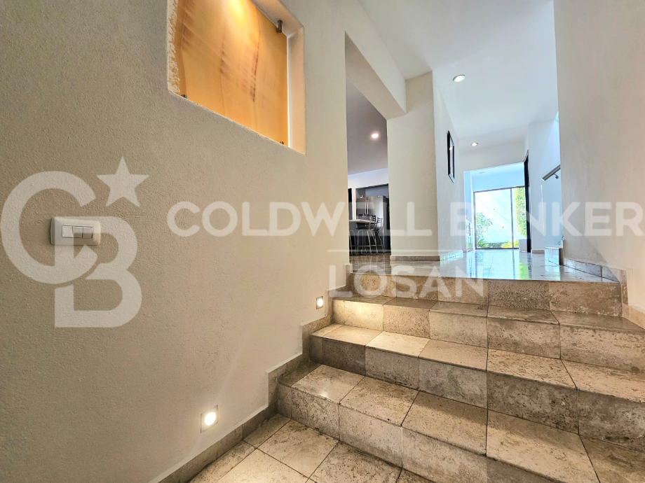 Naucalpan de Juárez, Estado de méxico, 53297, Mexico, 3 Bedrooms Bedrooms, ,3 BathroomsBathrooms,Residential,For Sale,1916979