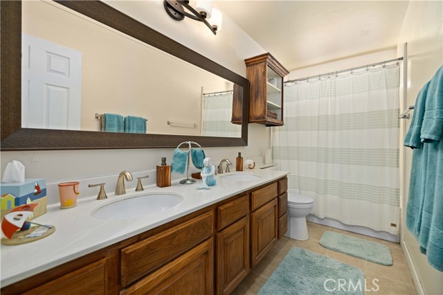 Palmdale, California, 93551, United States, 4 Bedrooms Bedrooms, ,3 BathroomsBathrooms,Residential,For Sale,1930833