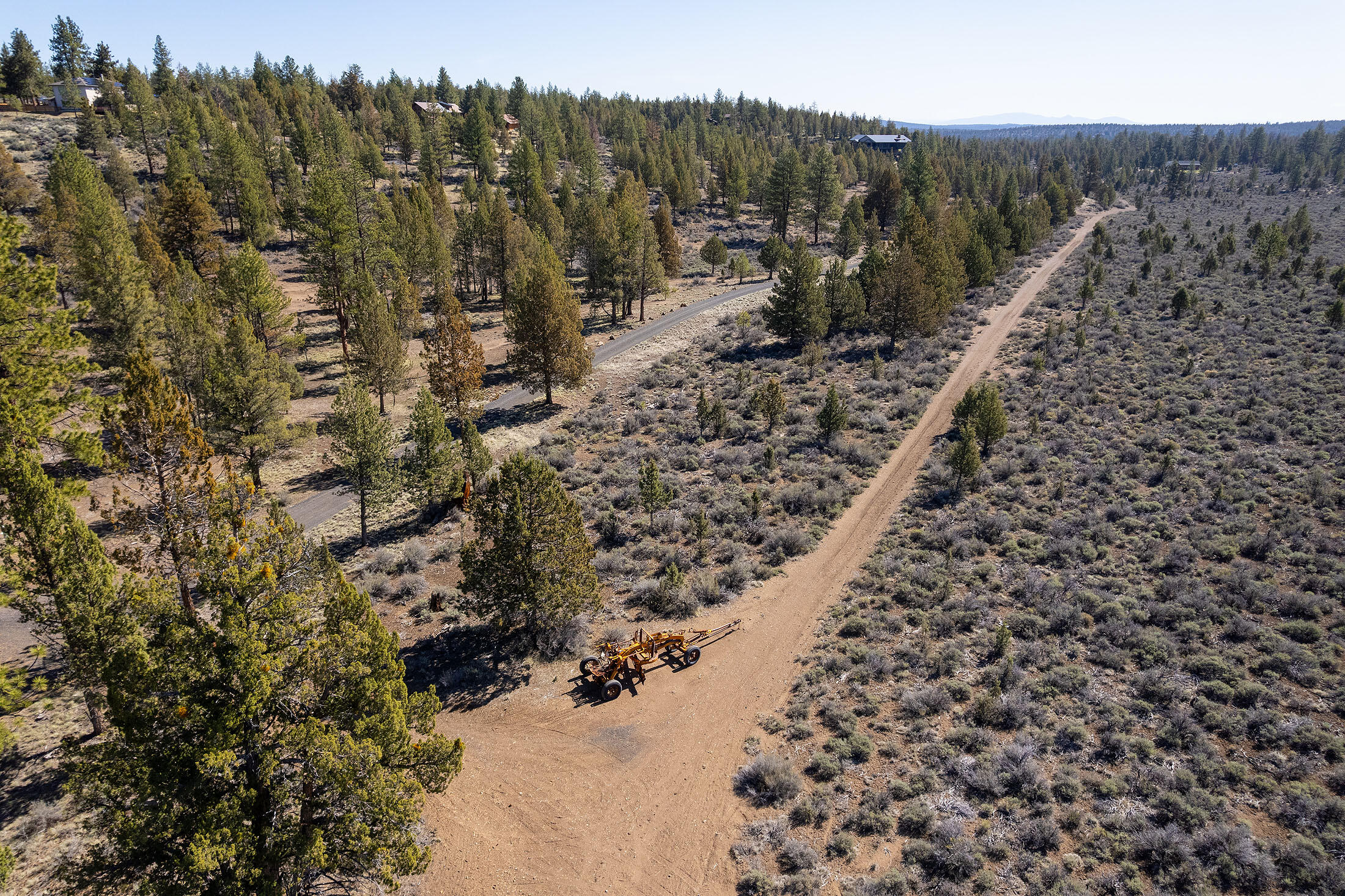 Bend, Oregon, 97703, United States, 3 Bedrooms Bedrooms, ,2 BathroomsBathrooms,Residential,For Sale,1826541