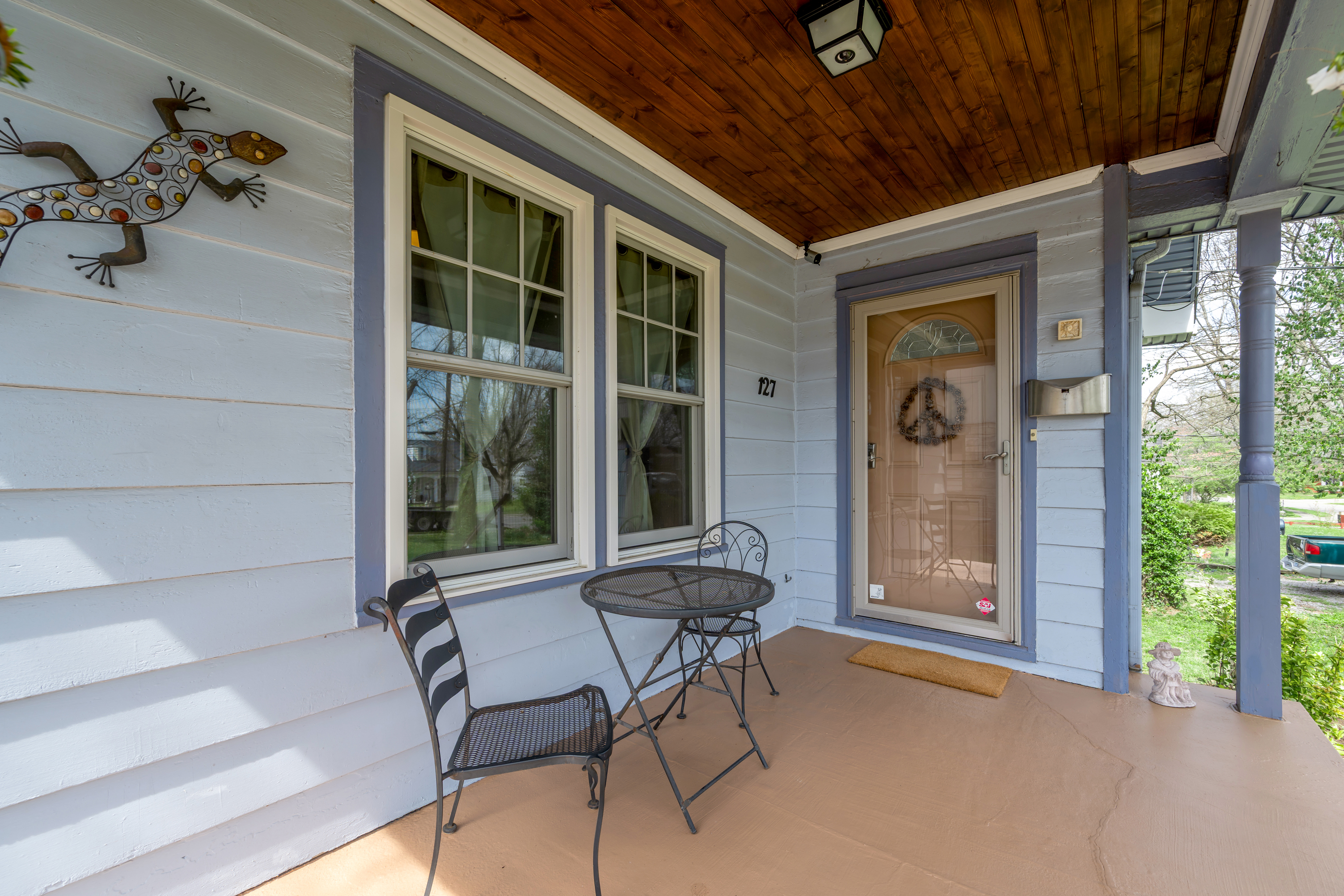  127 Delmont Drive - 物件實景